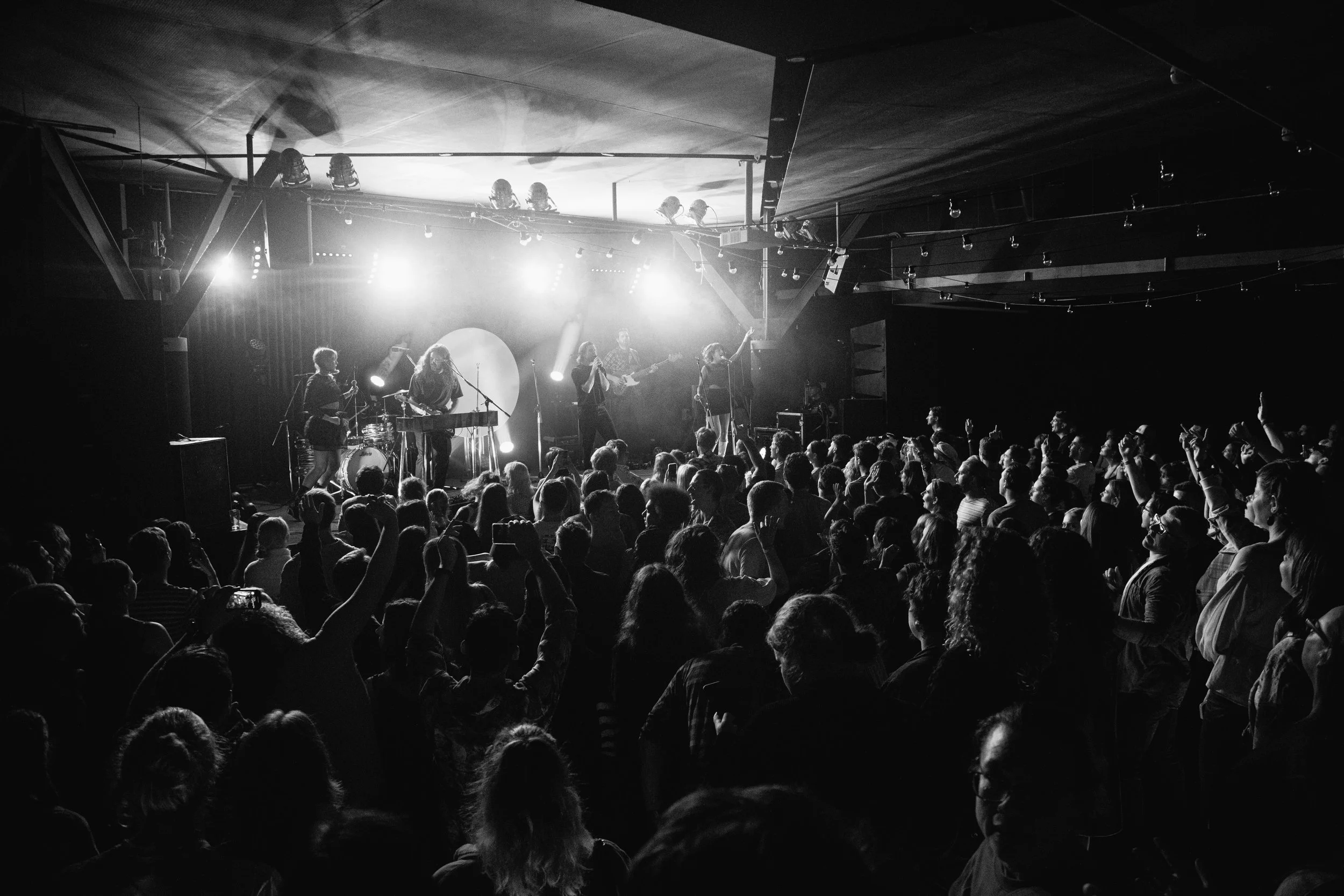 Holy Holy @UOWunibar-16.jpg