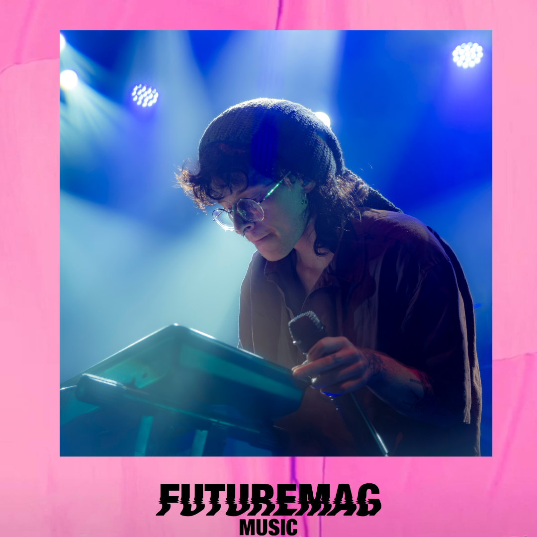 INTO THE MOSH 075: CAVETOWN | SYDNEY | PHOTO GALLERY