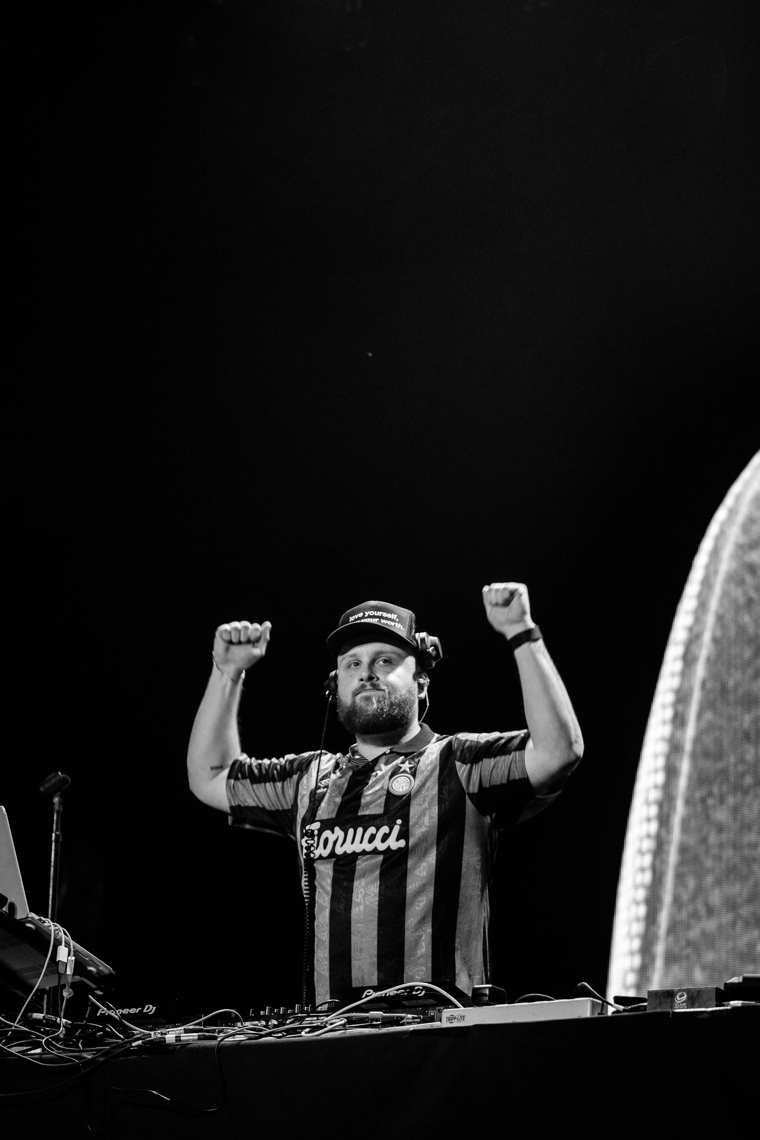 MACKLEMORE-9.jpg