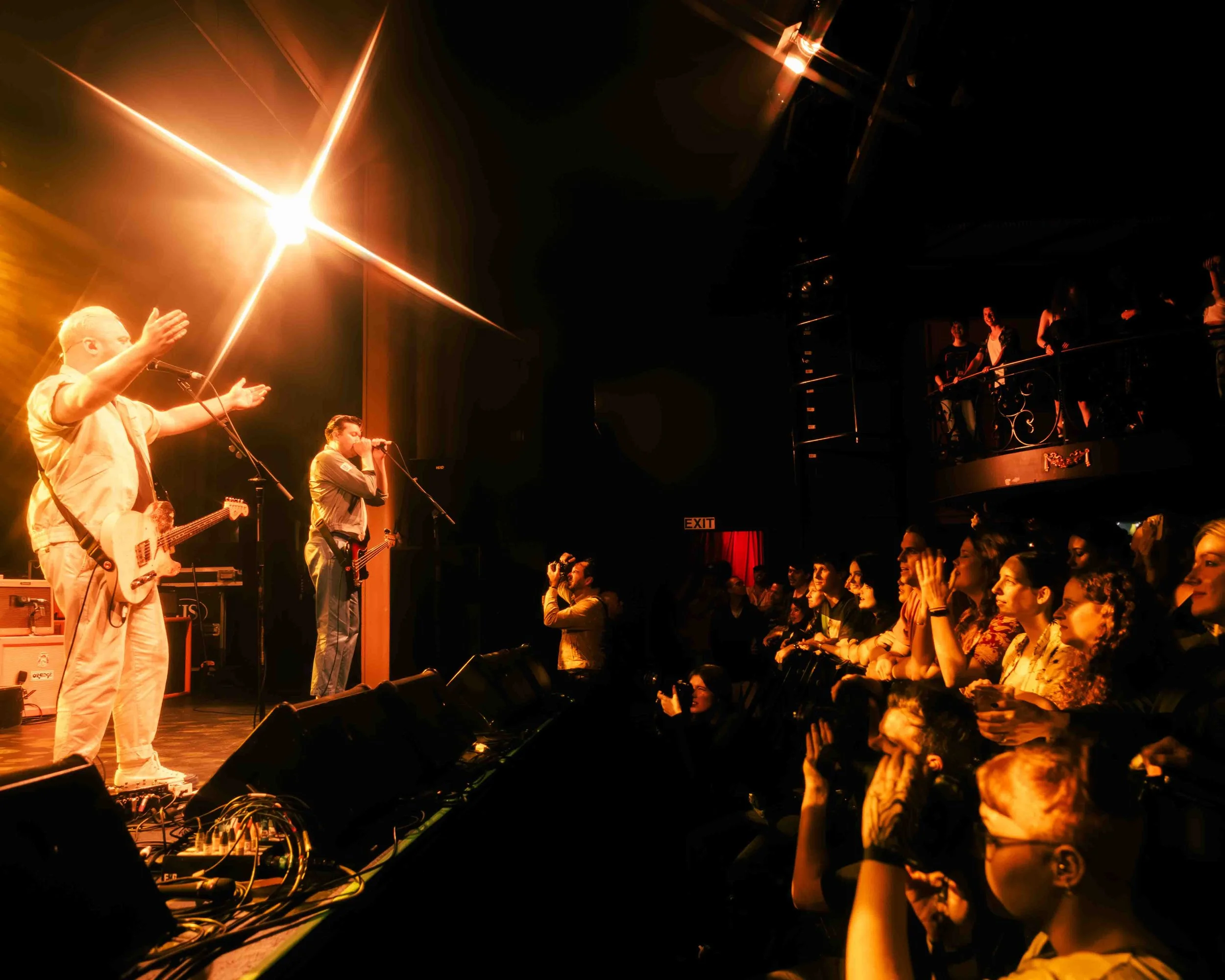 EVERYTHING EVERYTHING-4.jpg