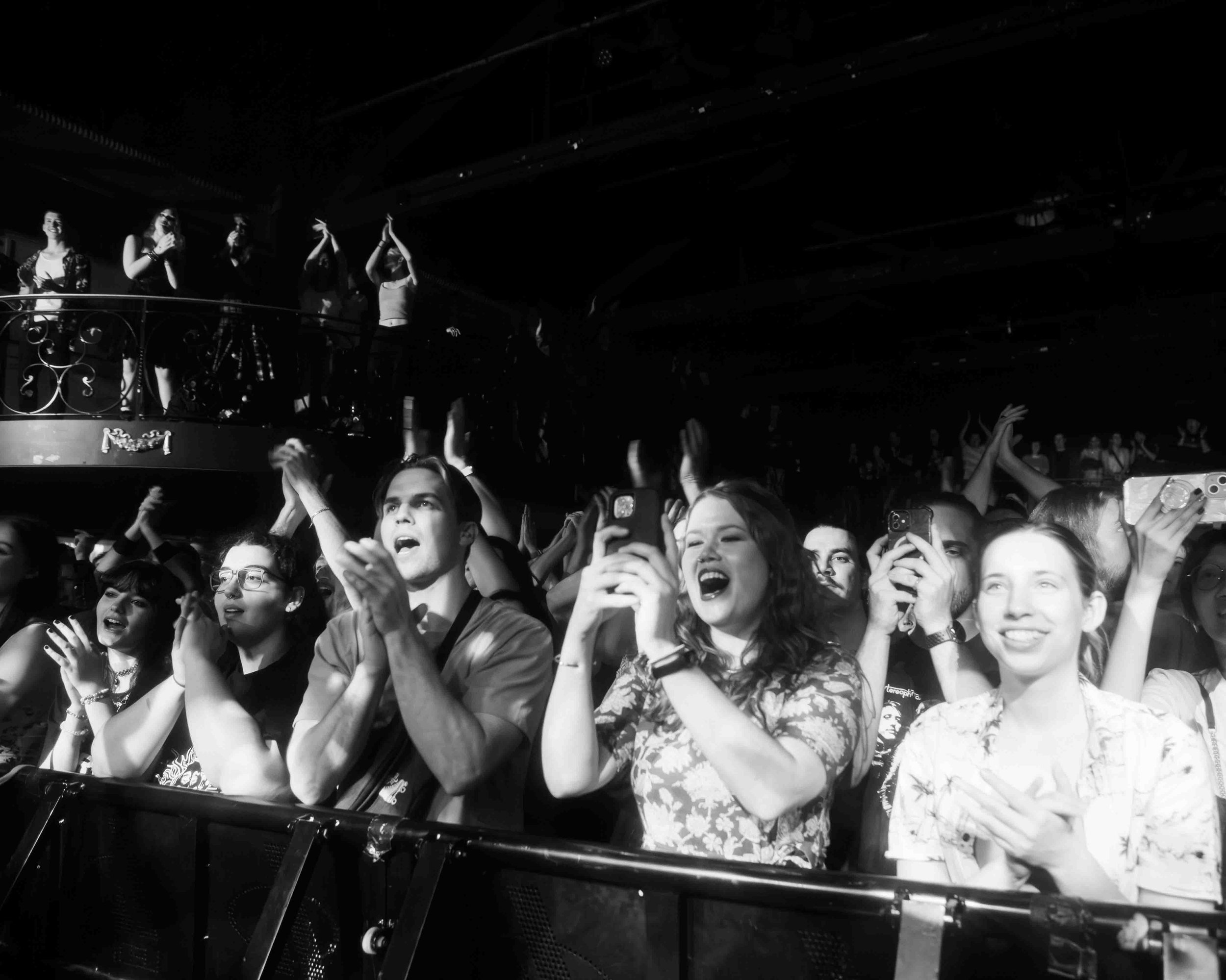 EVERYTHING EVERYTHING-13.jpg
