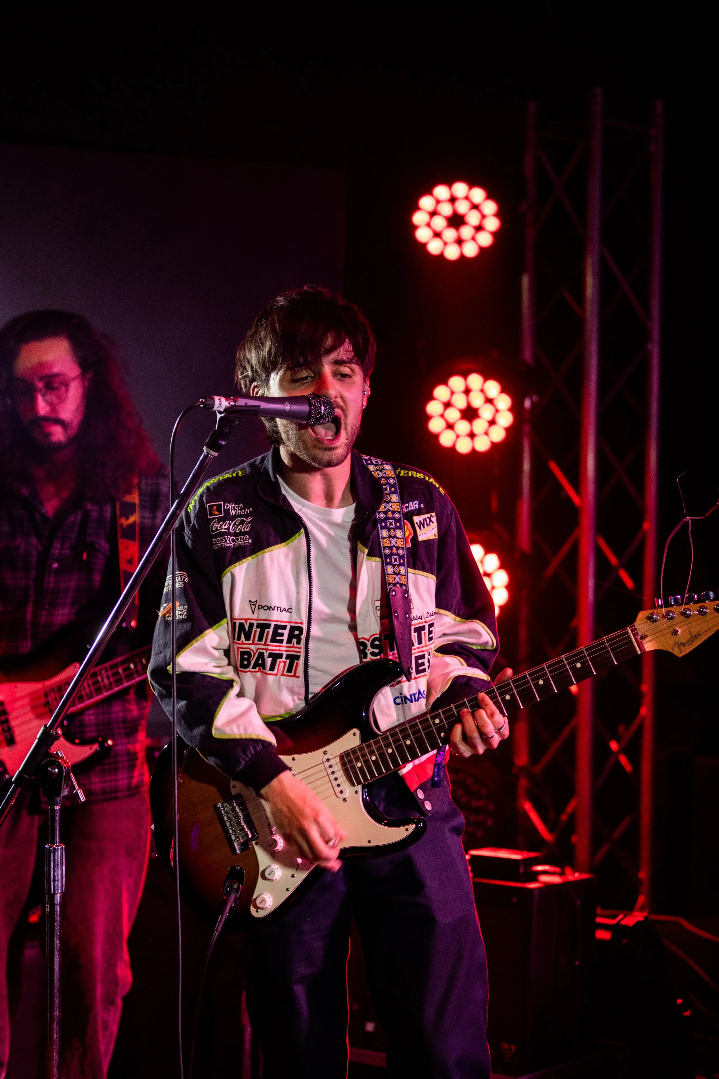 Divebar-Youth-2-1.jpg