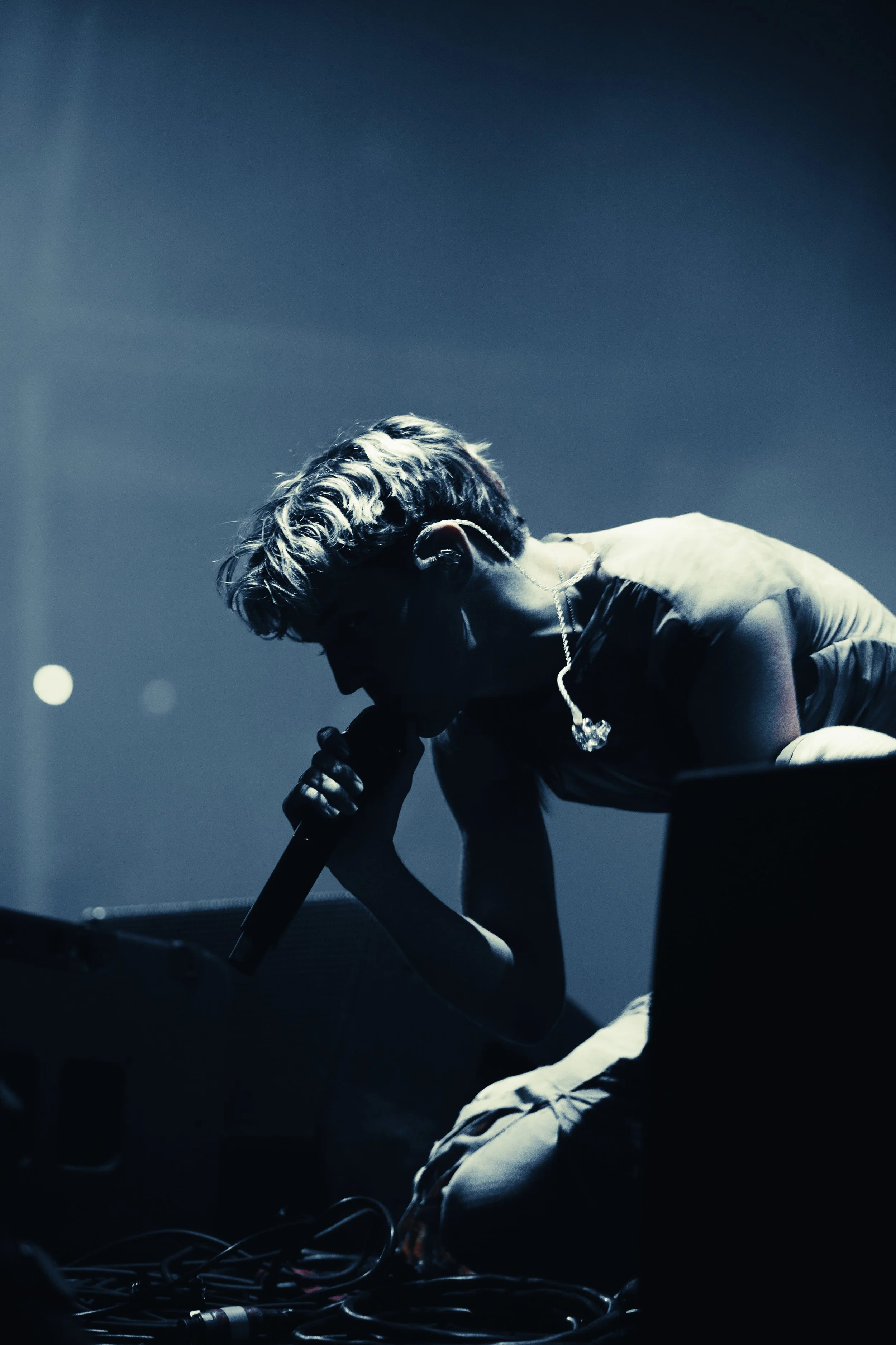 TroyeSivan_JennaElson_FMM_08.jpg