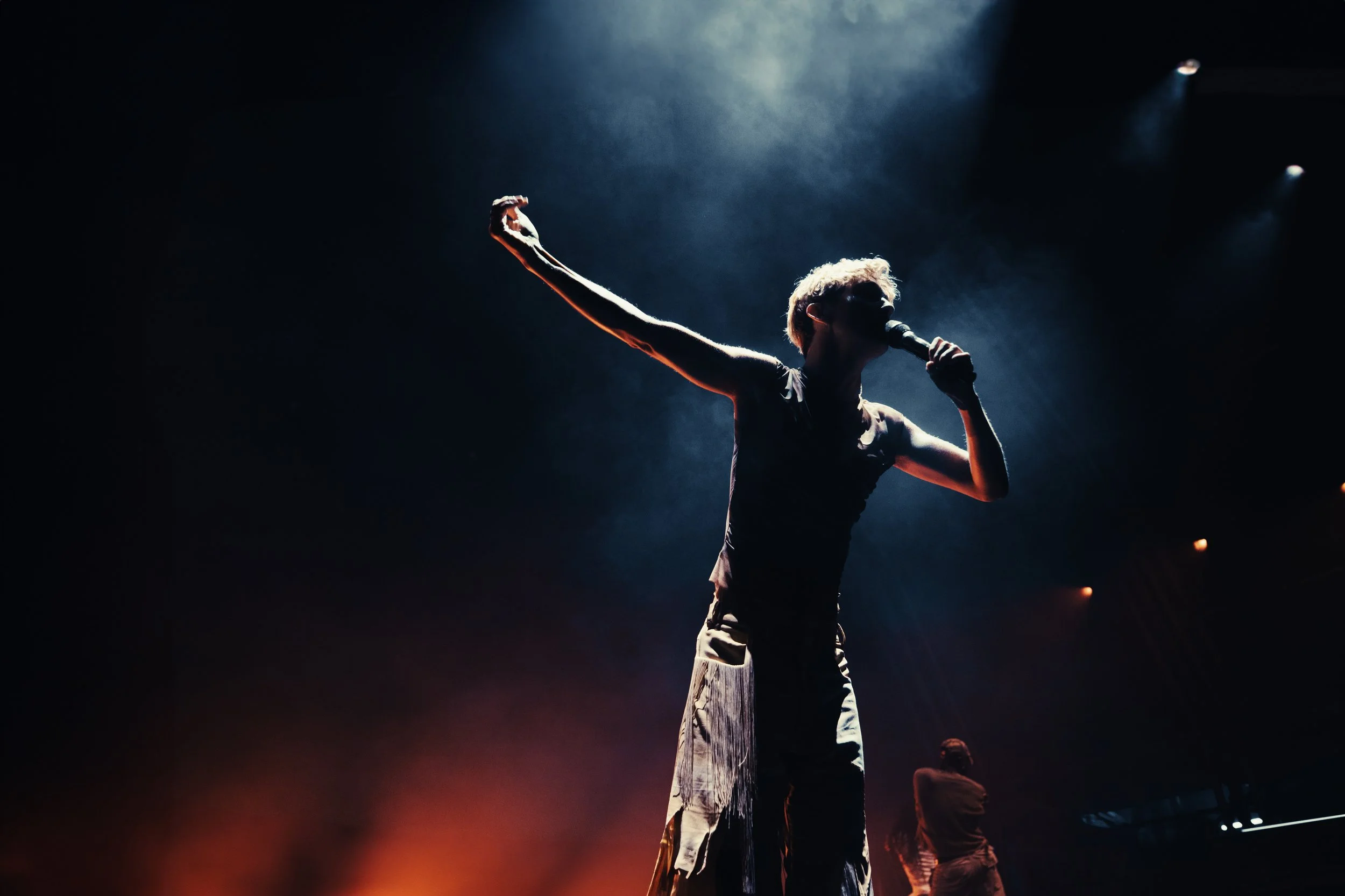 TroyeSivan_JennaElson_FMM_15.jpg