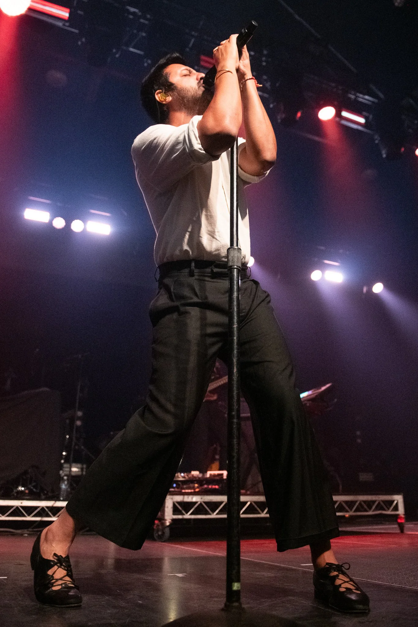Matthew Waddingham - Young The Giant 1.8.25 Hordern Pavilion6.jpg