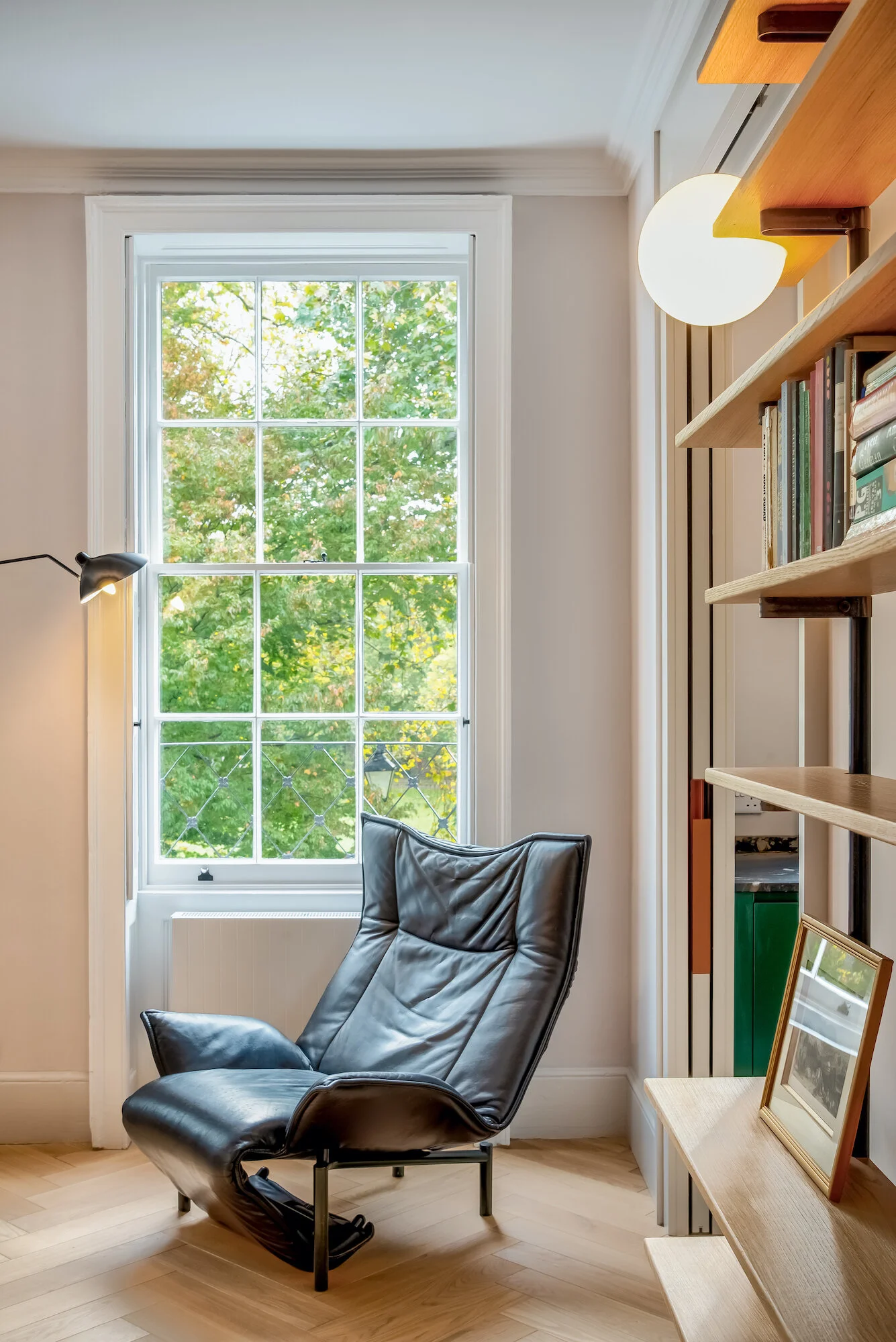 Side Detail Shelves.jpeg