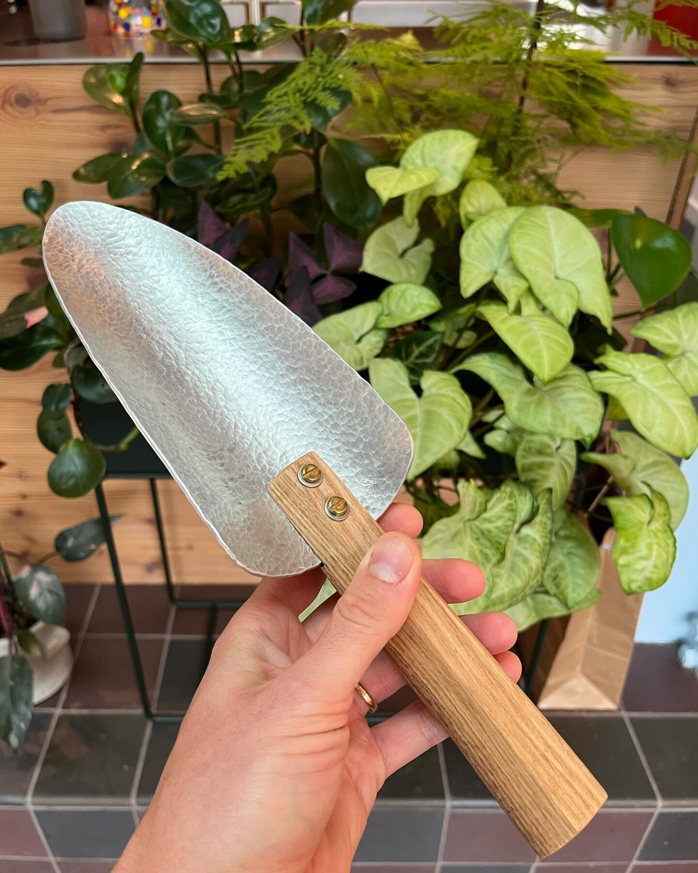 One-off hand hammered trowel for @alisha_e_w&rsquo;s birthday 🔨