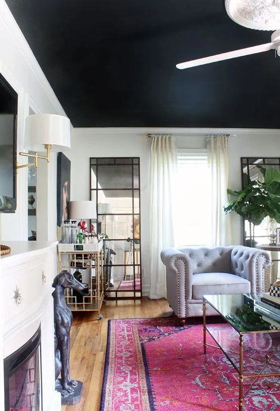  А закончу я советом дизайнера интерьеров Роберта Стилина (  Robert Stilin  ):  "Учитесь на примере тех, кто встречается&nbsp;на вашем пути. Самые бесстрашные - лучшие учителя. Наблюдайте за ними и перенимайте их опыт,&nbsp;адаптируйте к&nbsp;своей&n