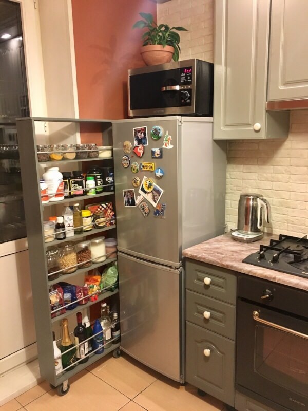 Скрытая выдвижная полка за холодильником — AfterworkDIY