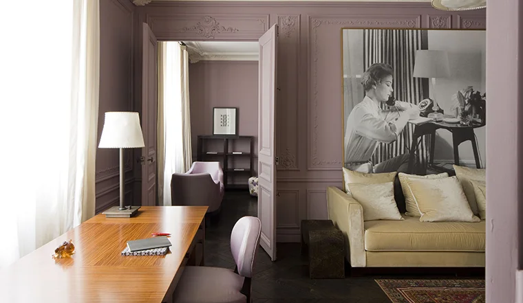 Смущенный лосось и опавшая сакура - розовый цвет в интерьере