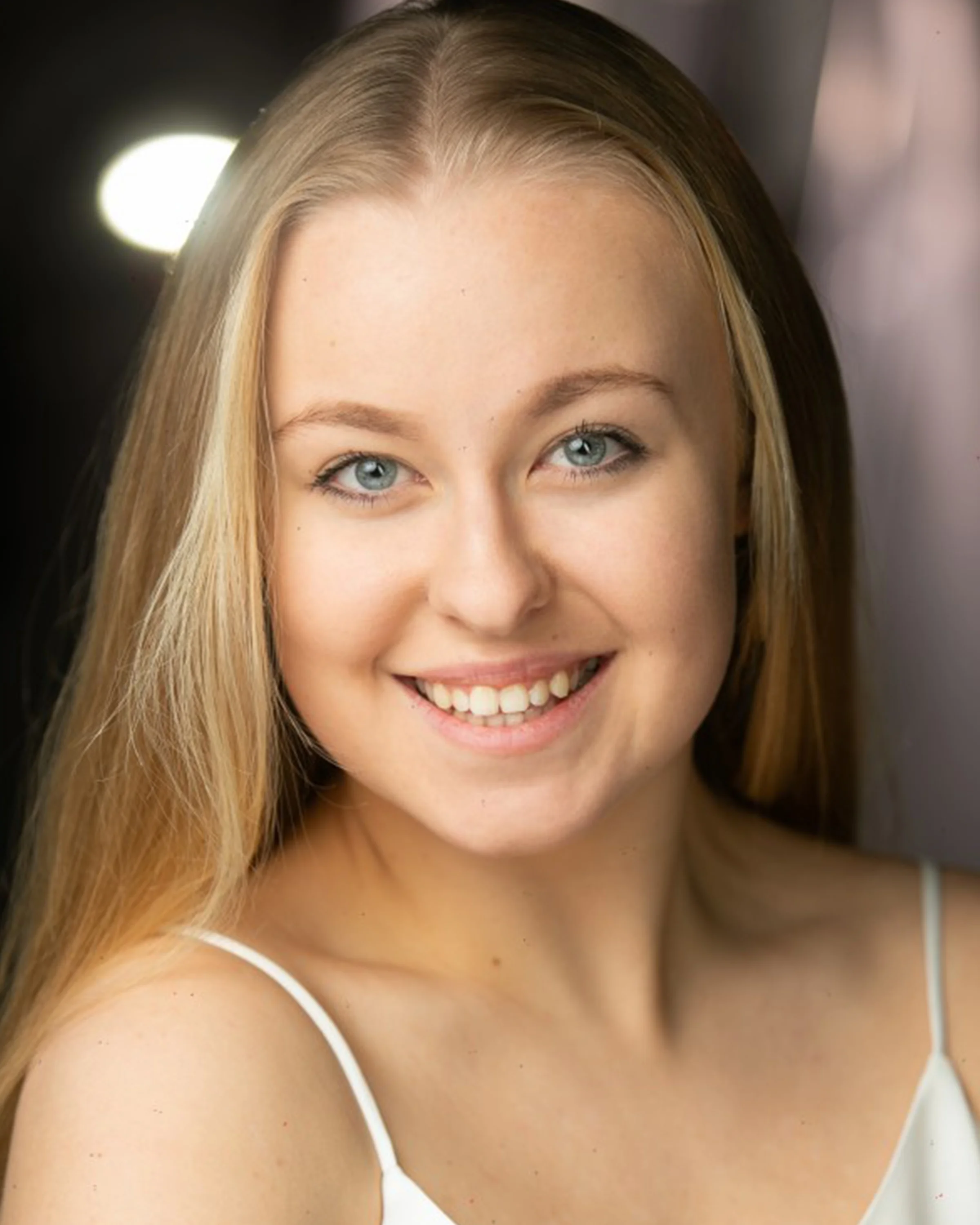 Collingwood, Danielle Headshot.jpg