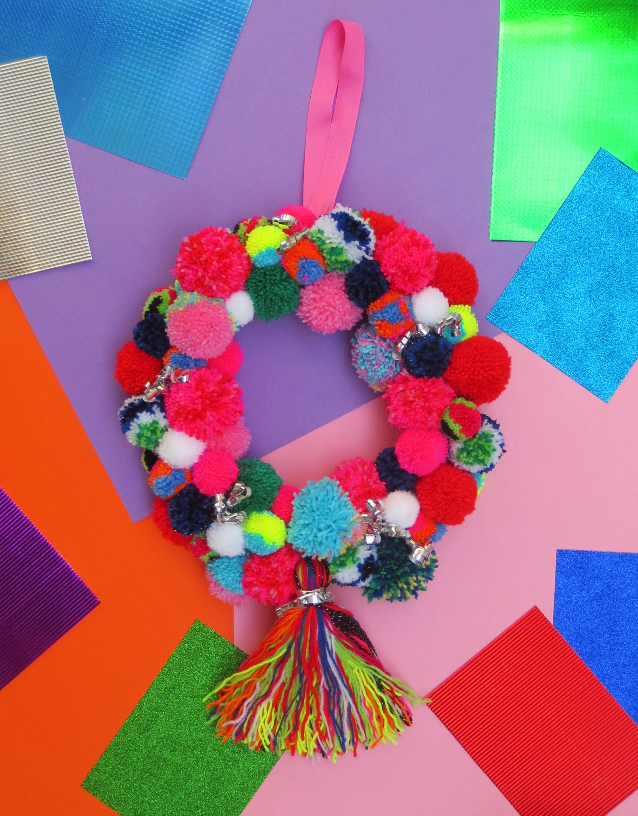 Pompom wreath