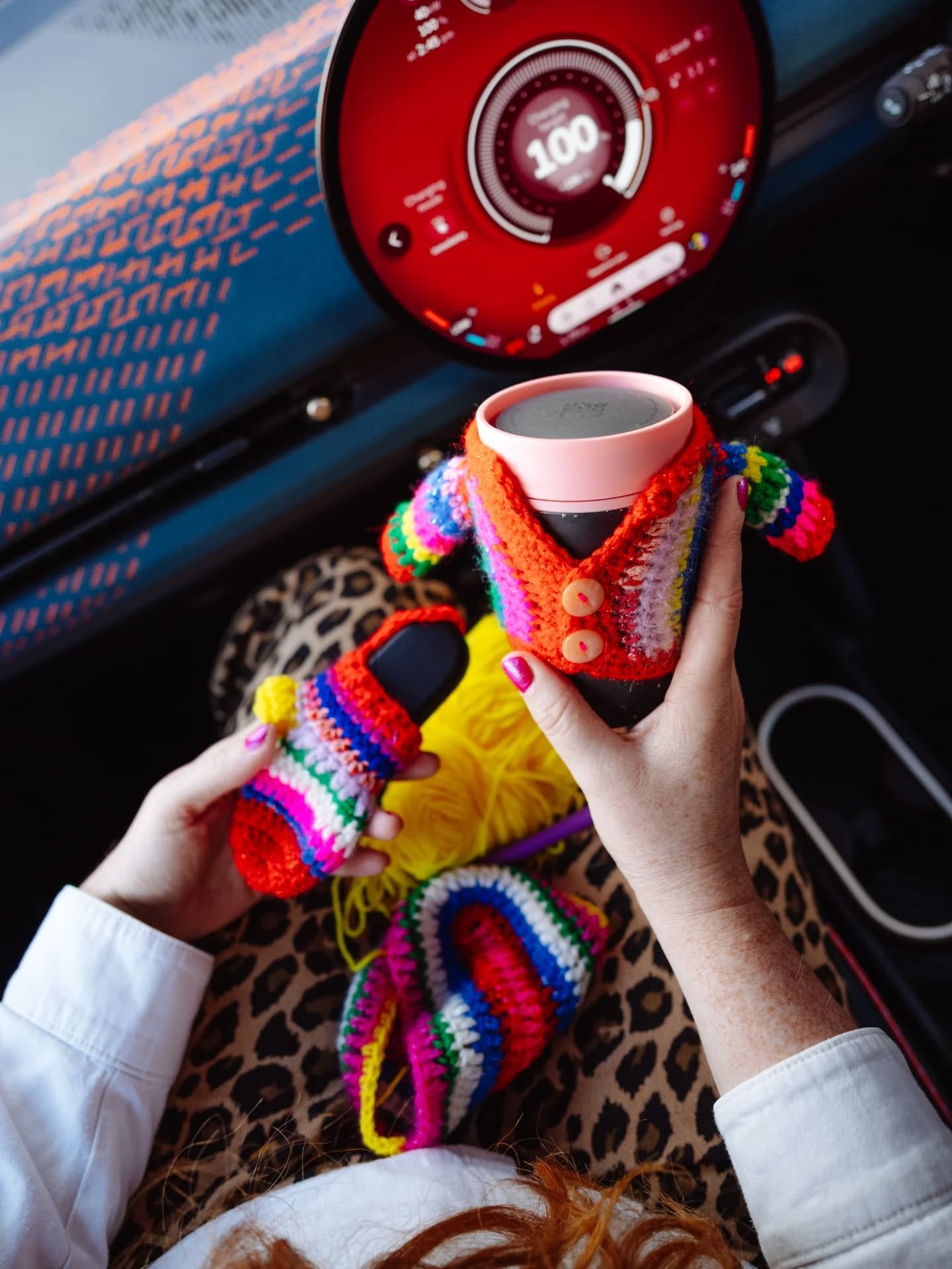 AD Soak&nbsp;up that festive feeling by bringing a bit of&nbsp;colour, joy,&nbsp;wooliness&nbsp;and sparkle to all things &ndash; not just your home!&nbsp;🩷🎉🧶✨🎄

I&nbsp;couldn't&nbsp;resist when MINI UK asked me to bring a bit of festive joy out 