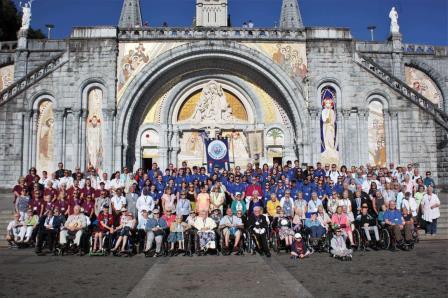 Big Group Photo - Lourdes.jpeg