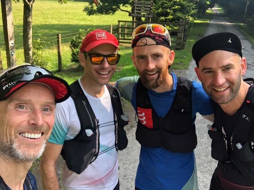 If Team Pyllon did a boy band 😍❤️
Day 20!!! 💥 

Today Paul enjoyed some good company on the trails and seeing his mum at the checkpoints ❤️

One of his hopes for the End to End trail was to connect with the close community of trail and ultra runner