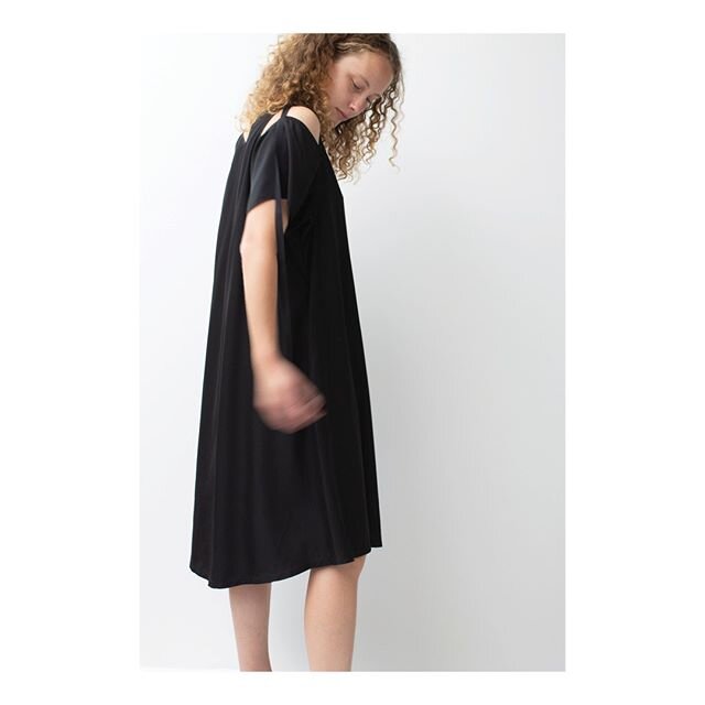 Dash Dress #newcollection #newblackdress available at @ilka_family_store and @thevargagirls @periscopeclothing
. . . . .
 #blackdress #perthboutique #monsteralphabets #perth #westernaustralia #perthisok #travelperth #localdesigner #smallbatch #perthd