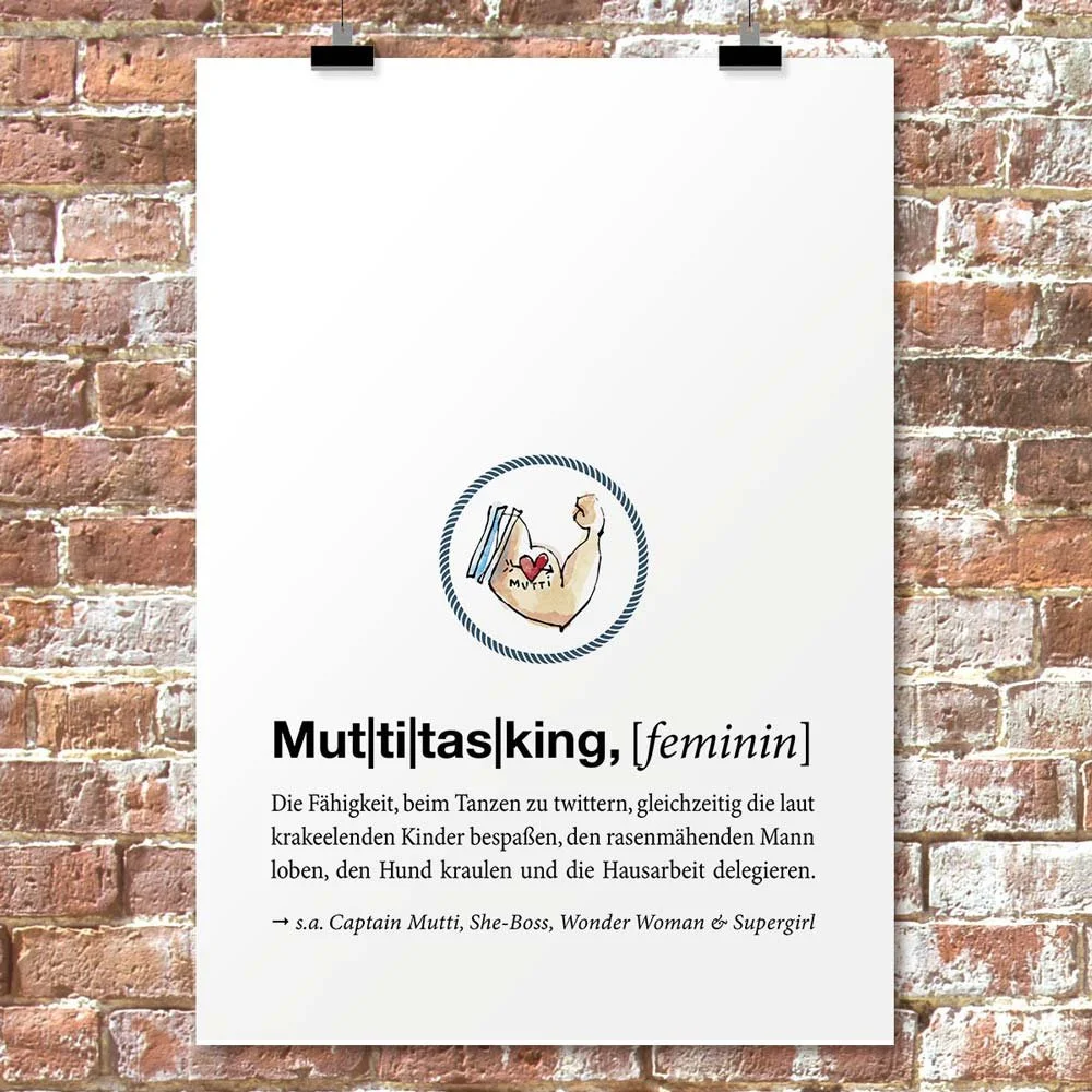 Arm mit Mutti-Tattoo. Text: Muttitasking.