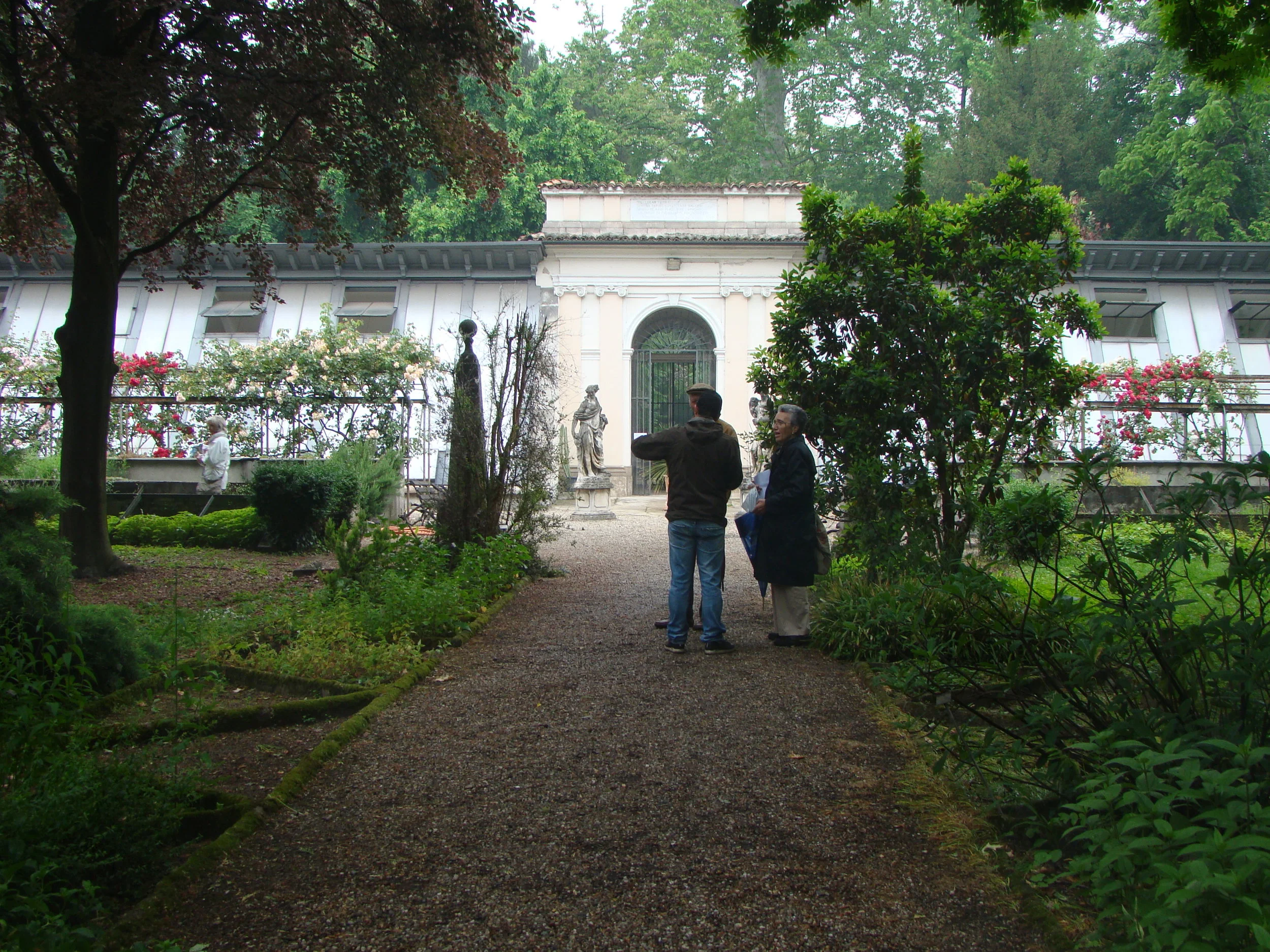 Amici-orto-botanico-Serre-Scopoli.jpg