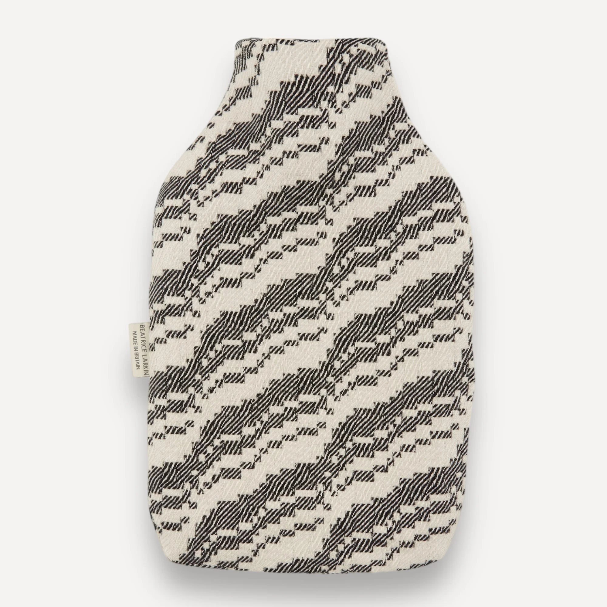 Beatrice_Larkin_On_Weaving_Hot_Water_Bottle_1.JPG