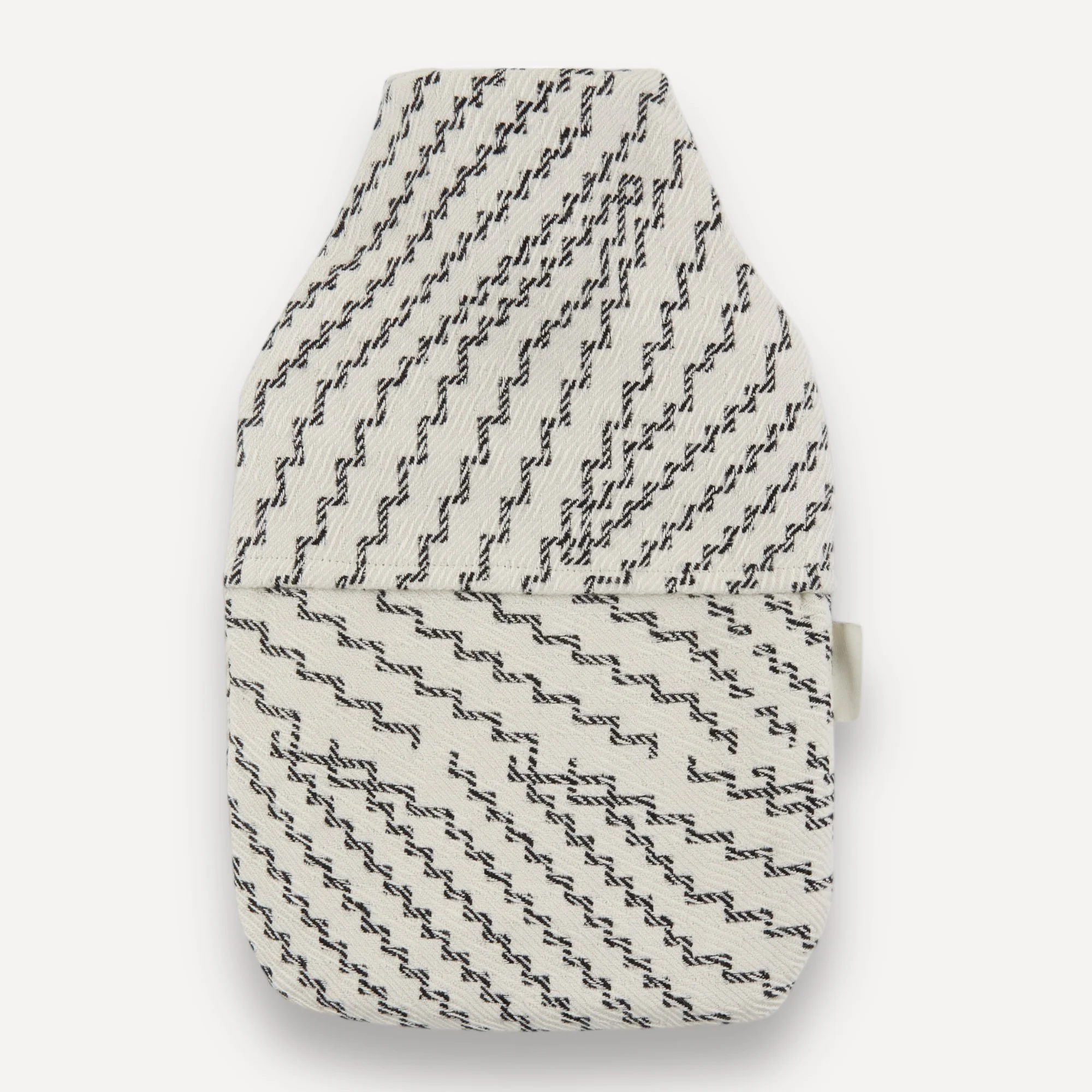 Beatrice_Larkin_Step_Light_Hot_Water_Bottle_back.JPG