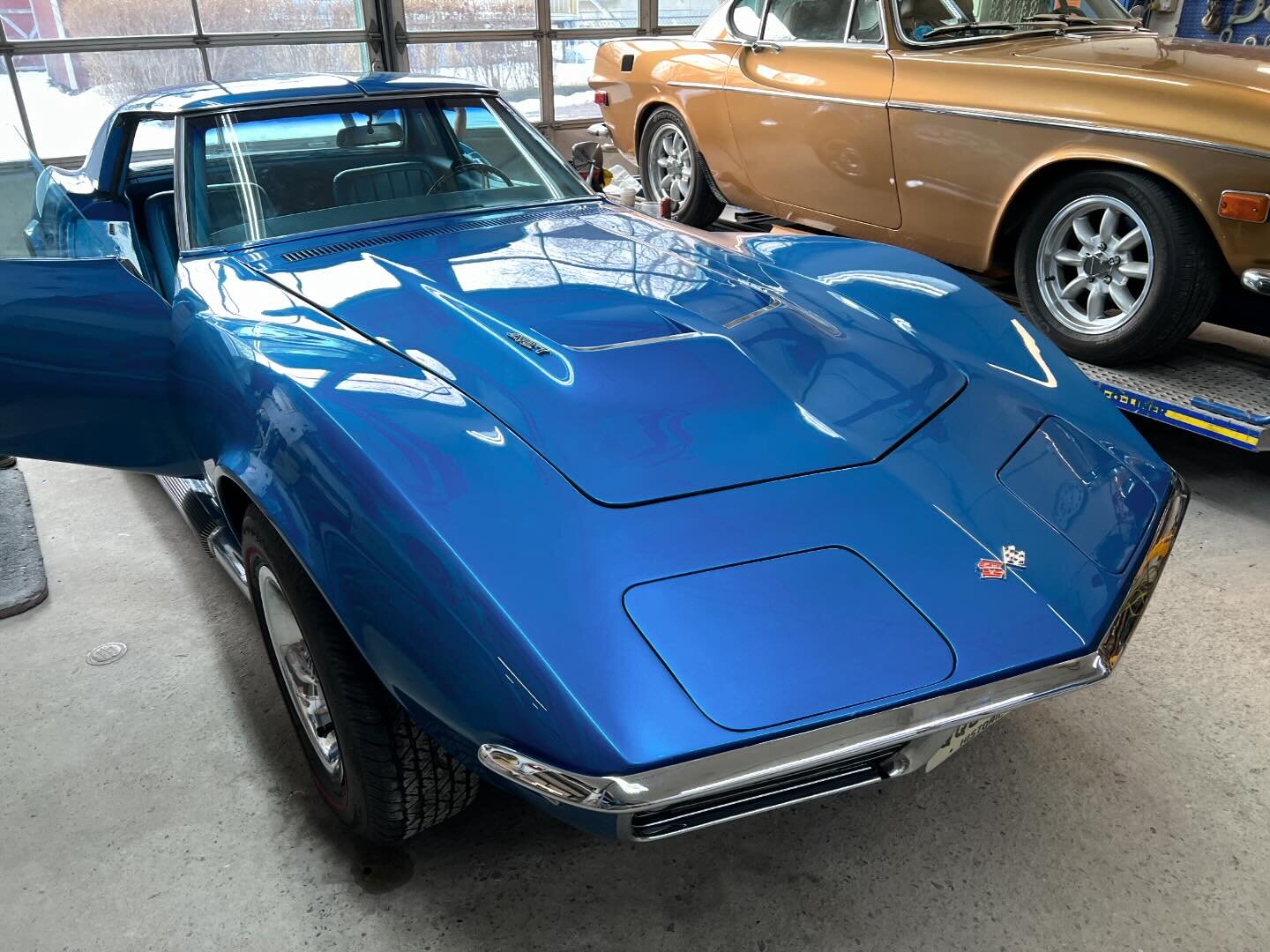 1968 Corvette 427 4spd Nassau Blue all fixed up for spring #longvalleyautobody #thatgirlwhopaintscars #akzonobelrefinish #1968corvettebigblock