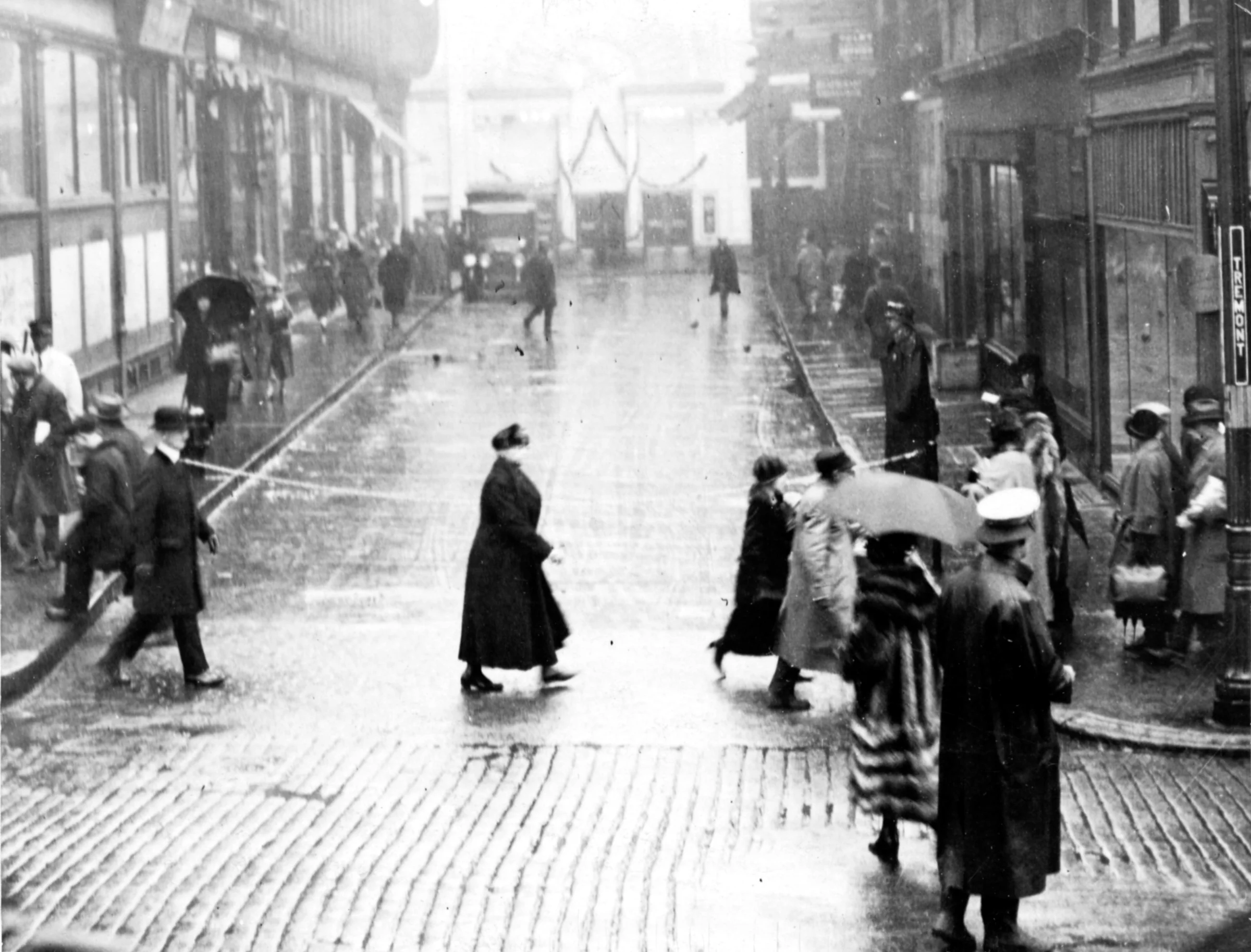 Hamilton Place & Tremont Crosswalk