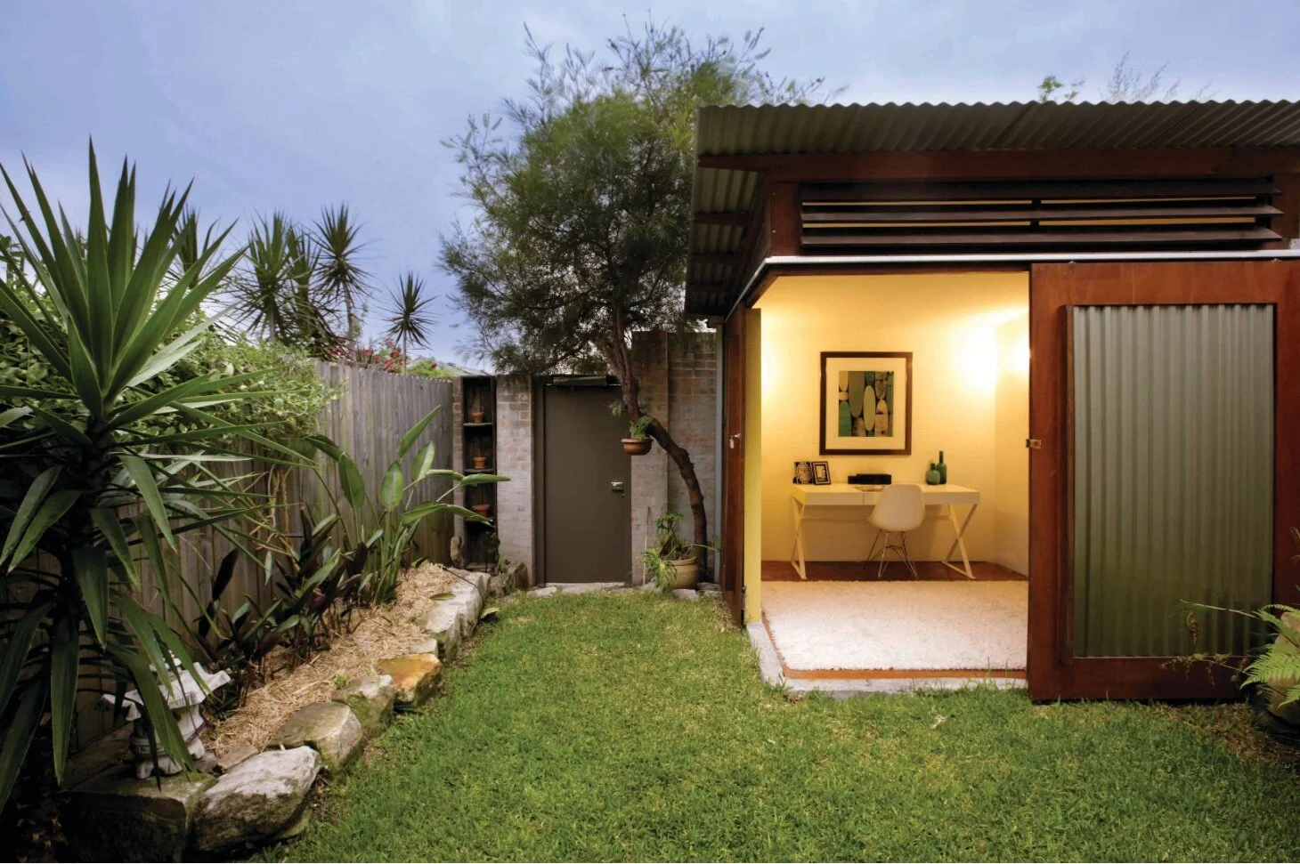 Is Decluttering Good for Your Creativity?