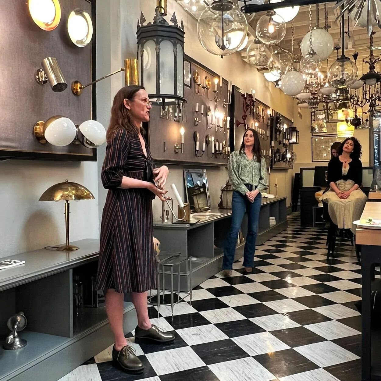 Thank you @remainslighting and @circaphiles for having us for this special lighting workshop last week! Our students had the opportunity to learn more about all things lighting directly from the experts at the showroom.