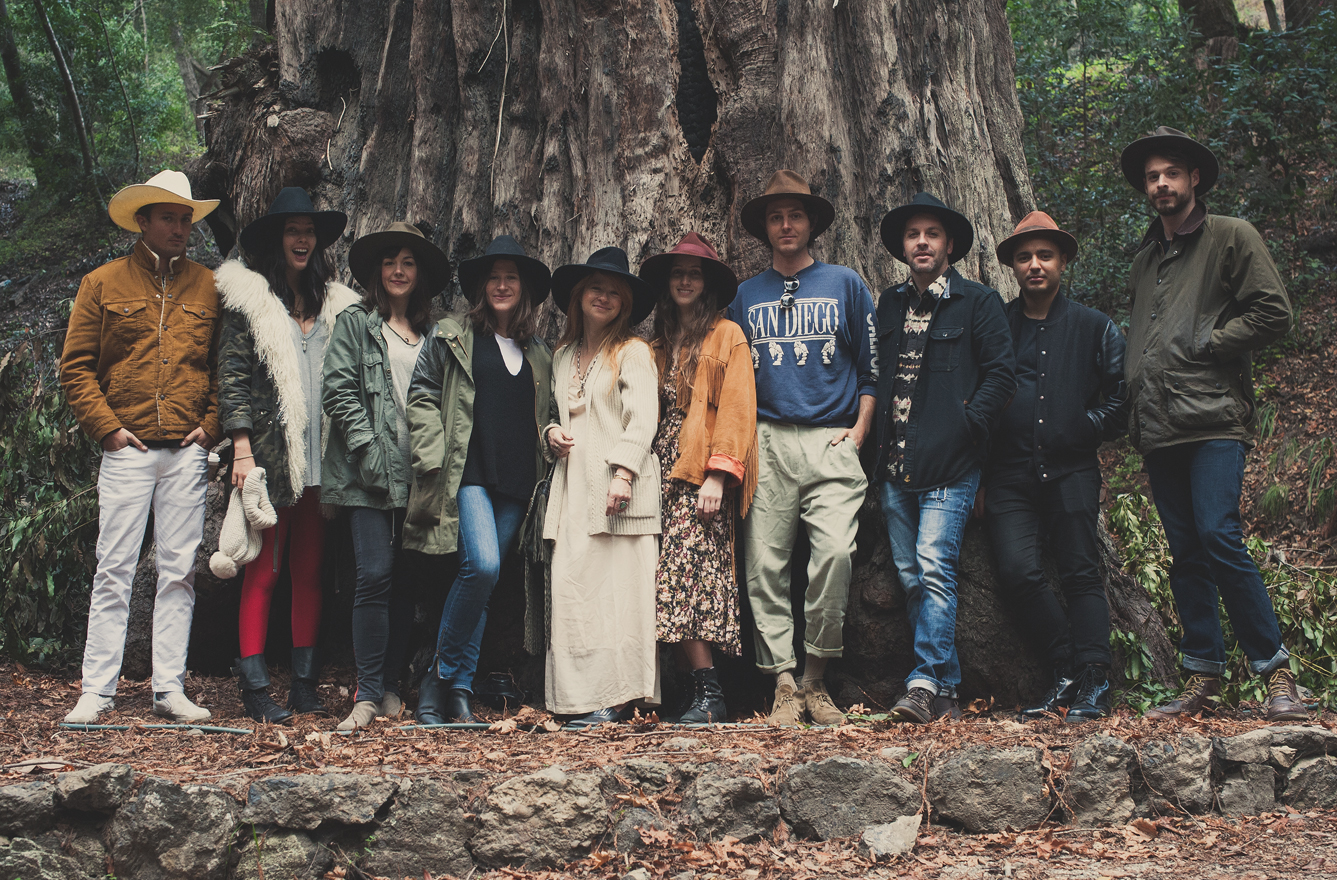Location: Big Sur, California. Crew wrap shot.