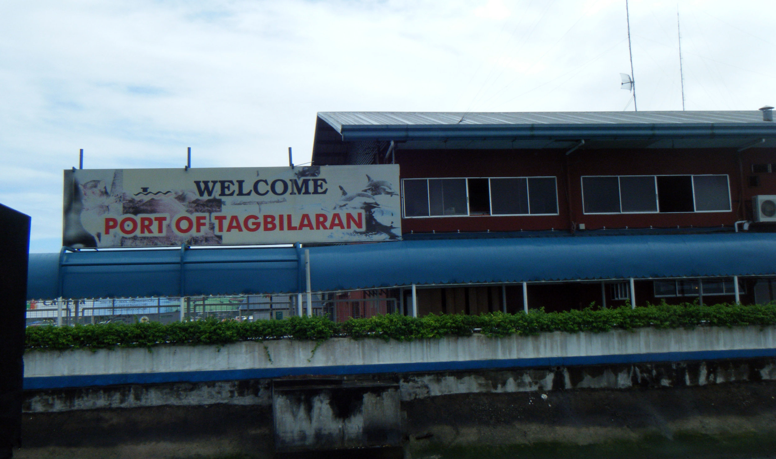 arrival in Bohol.jpg