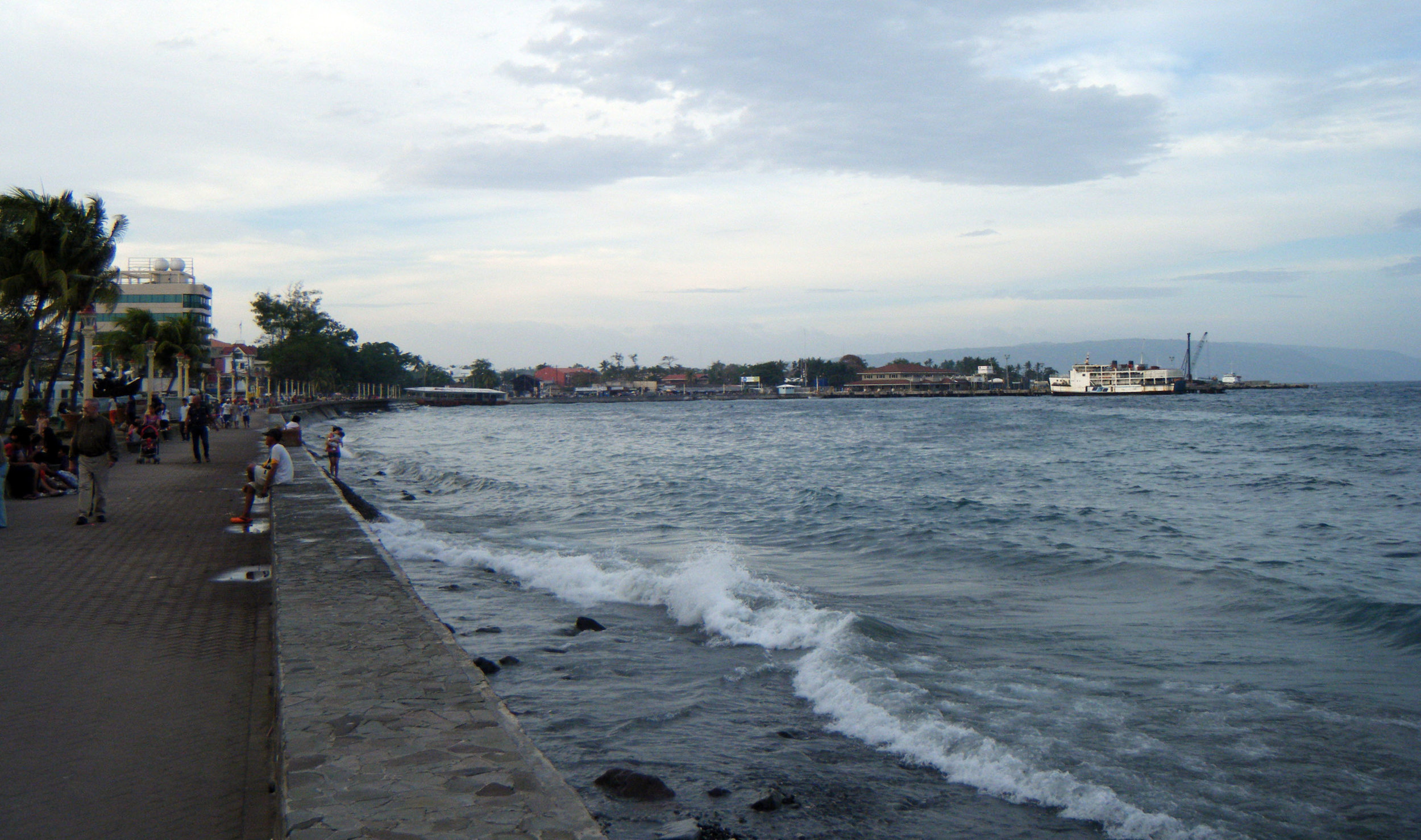 Dumaguete 2-16-13.jpg