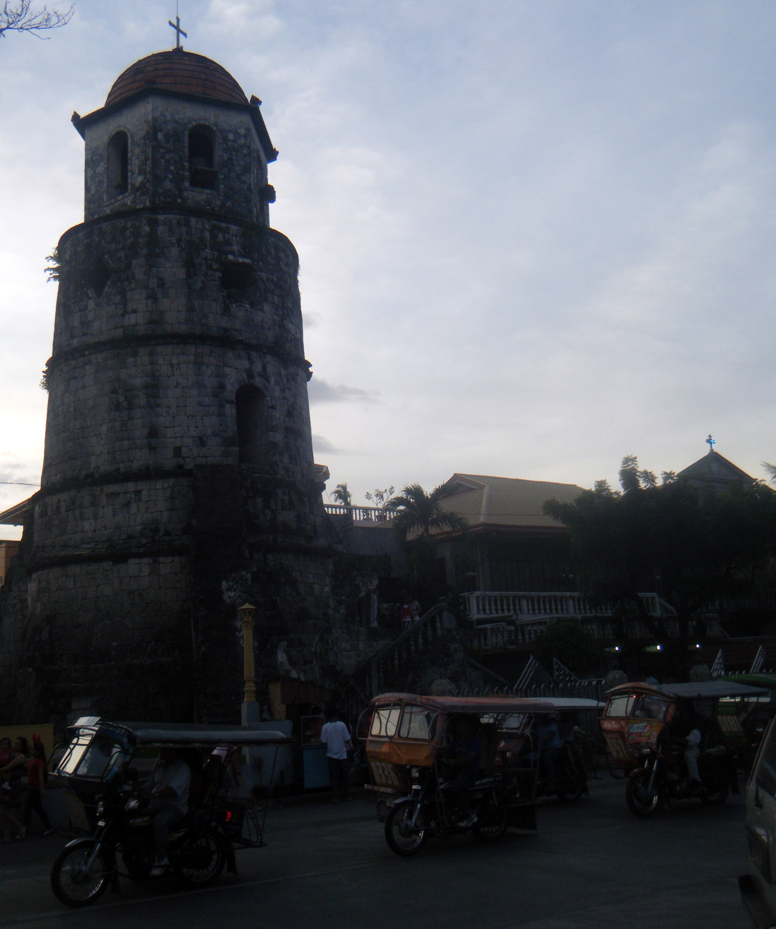 Dumaguete watchtower.jpg