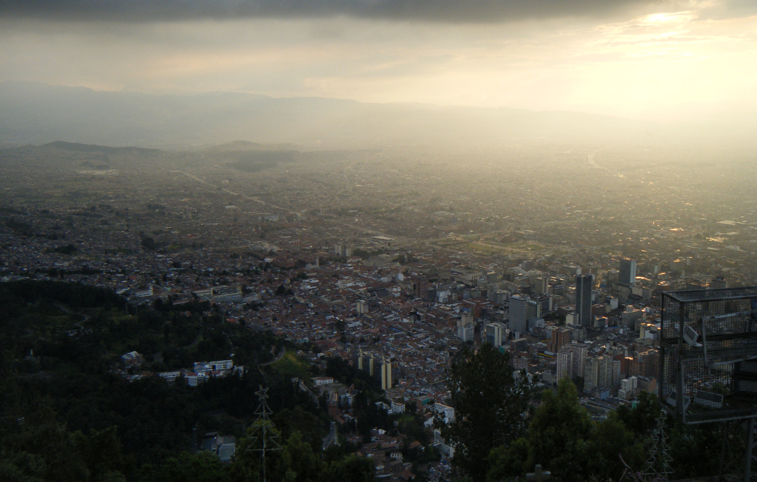Bogota sunset 10-4-12.jpg