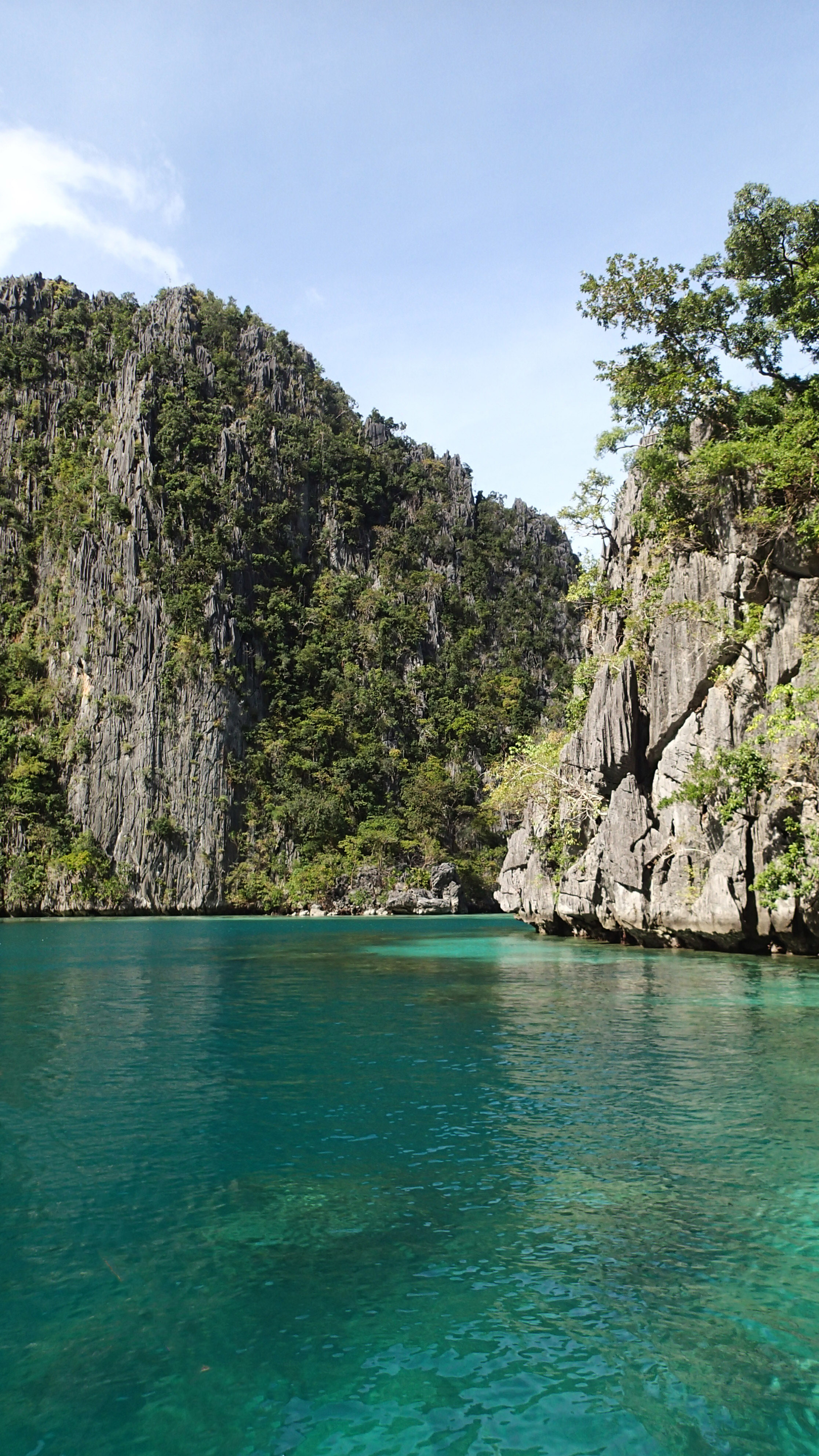 approaching Kayangan Lake.jpg