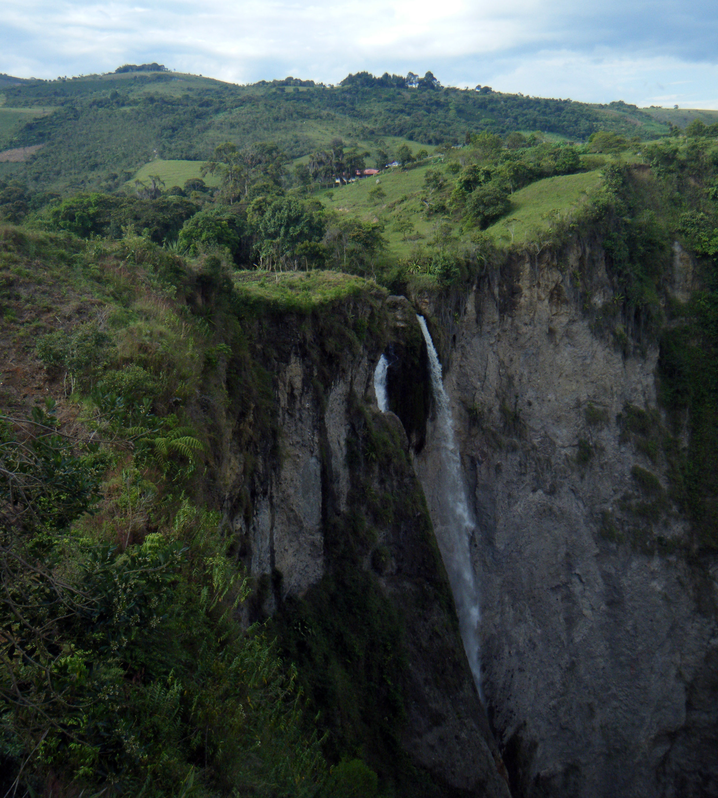 highest waterfall in Colombia.jpg