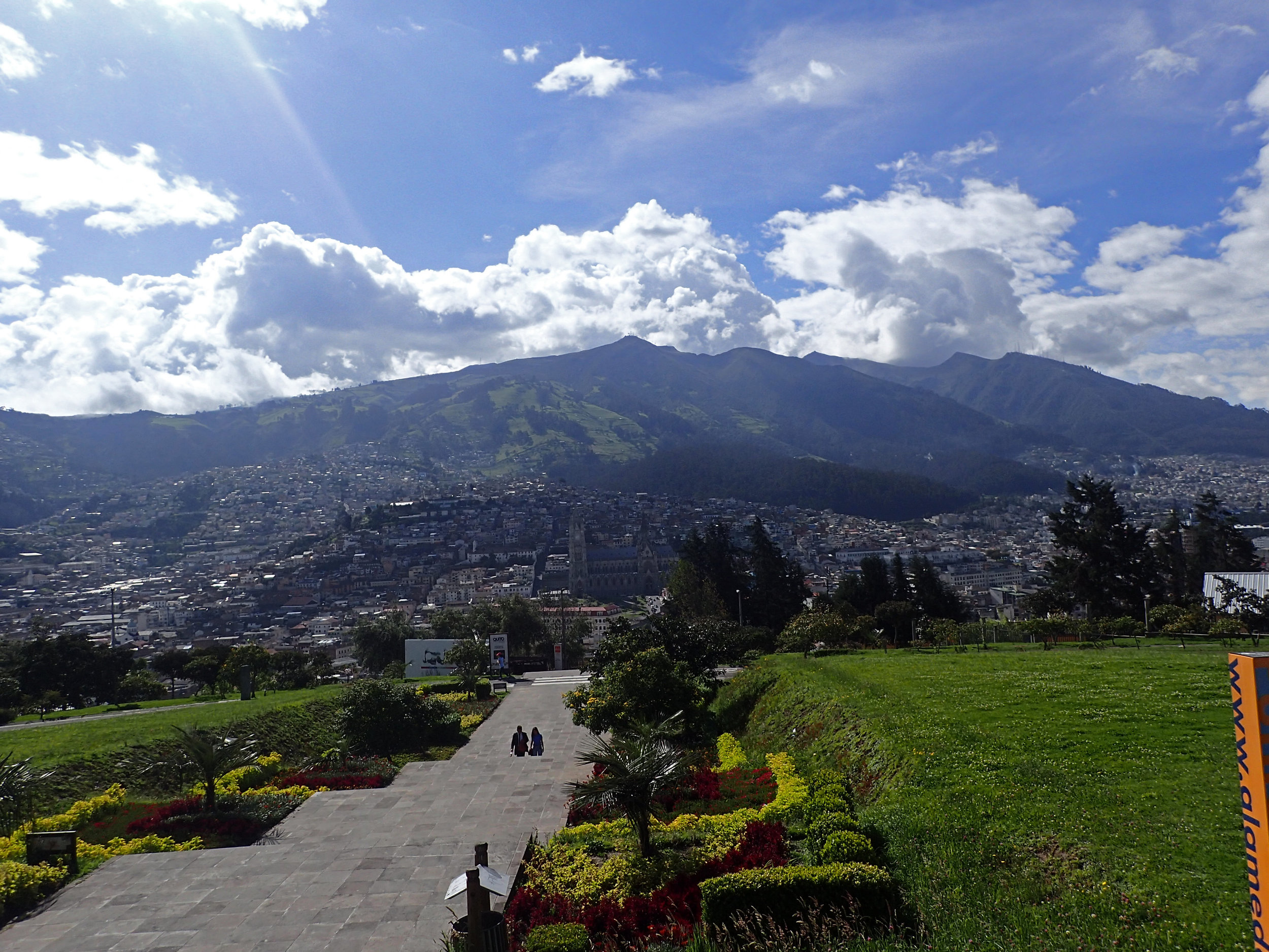 Quito from Itchimbia.jpg