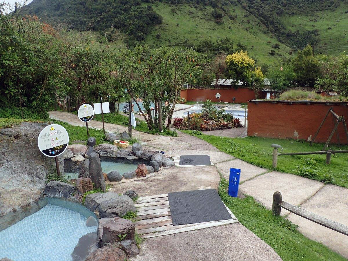 hot springs in Ecuador.jpg