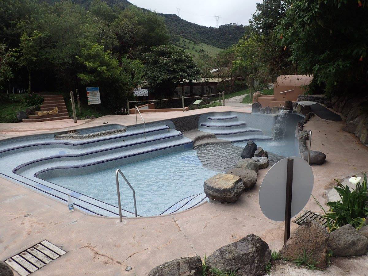 Papallacta hot springs.jpg