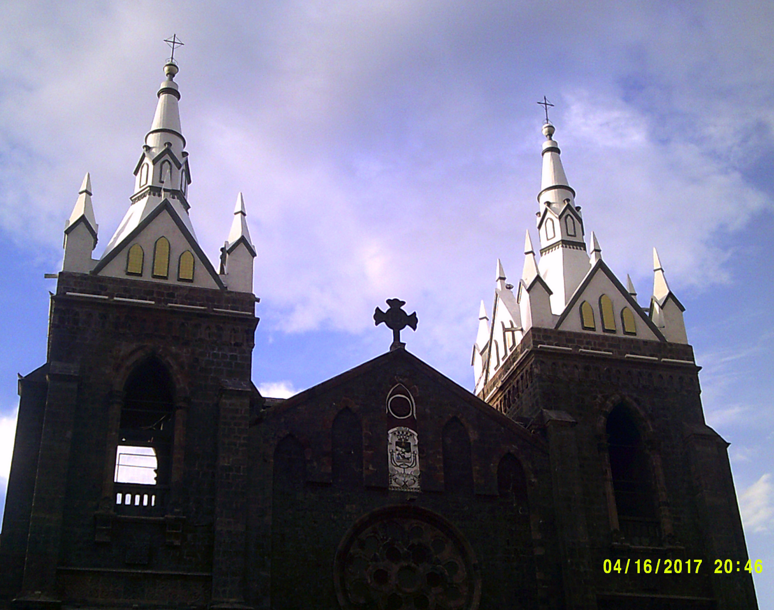 Banos Basilica.jpg