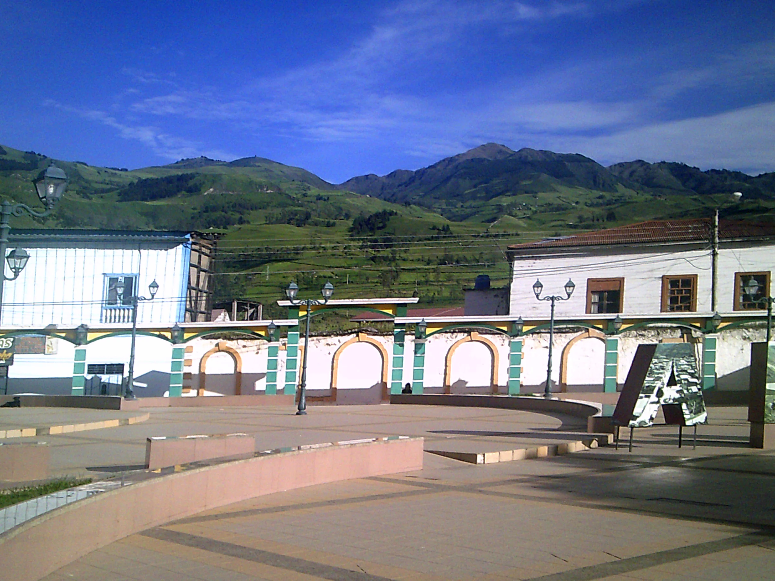 morning in Alausi.jpg