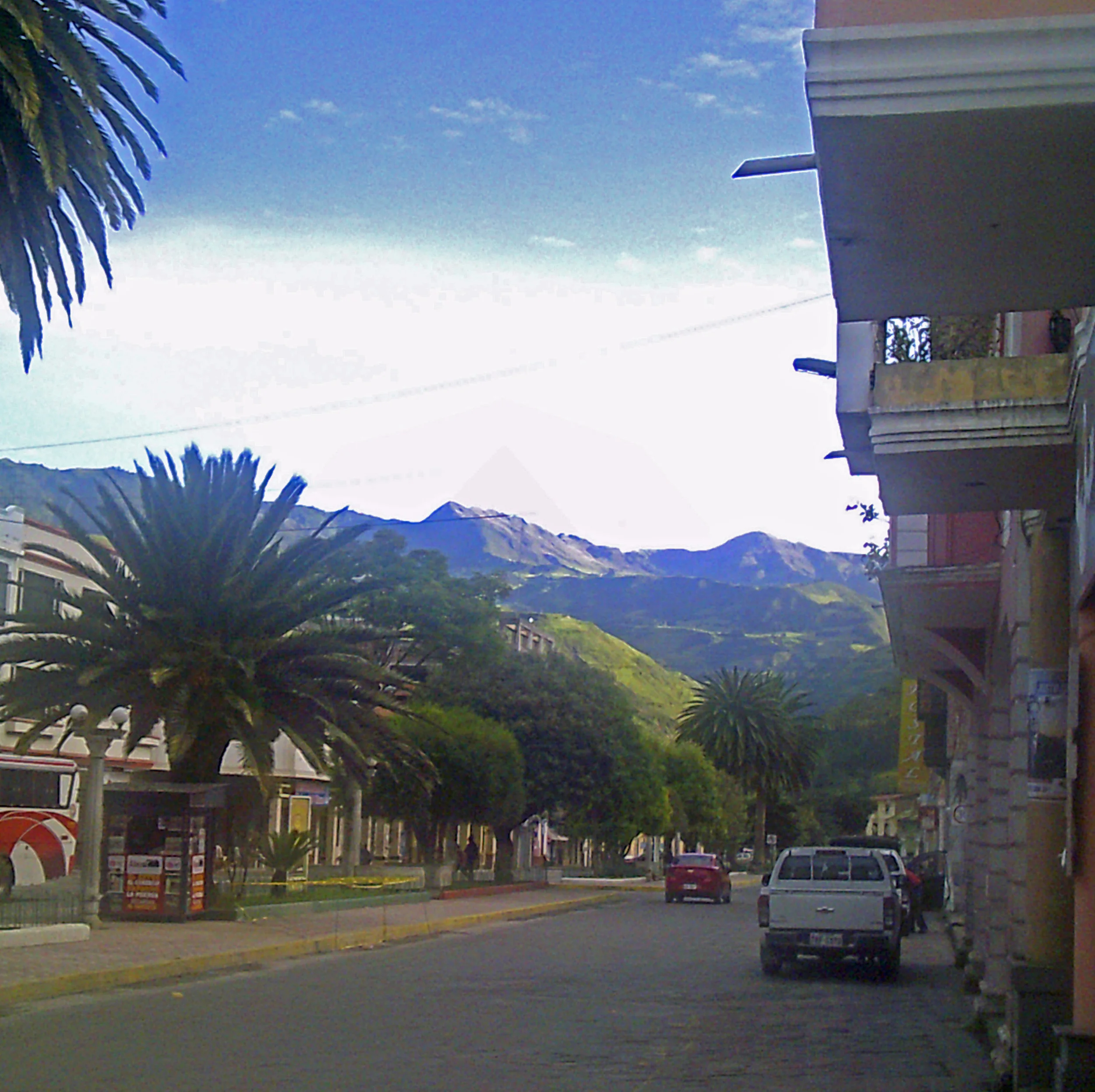 sunny day in Alausi.jpg