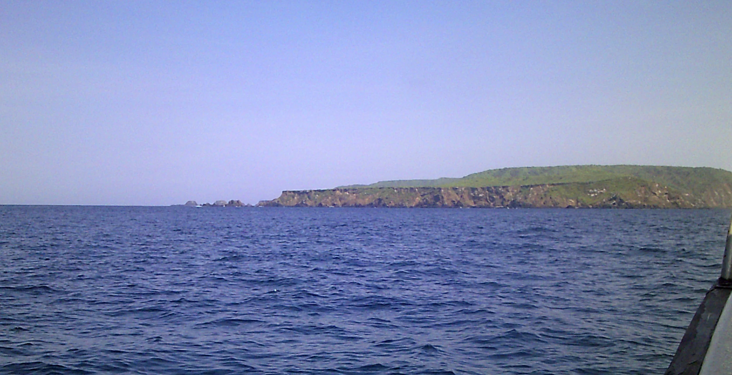 approaching Isla de la Plata.jpg