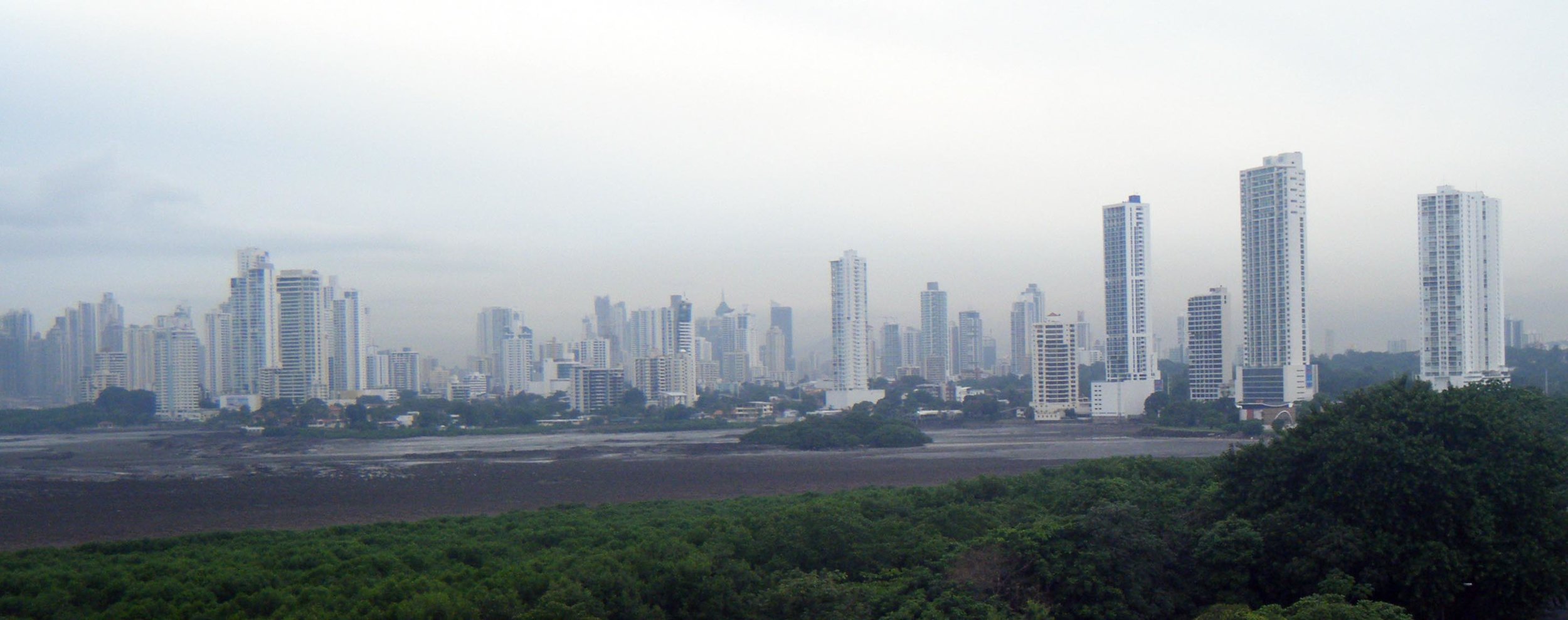 Panama City from the tower.jpg