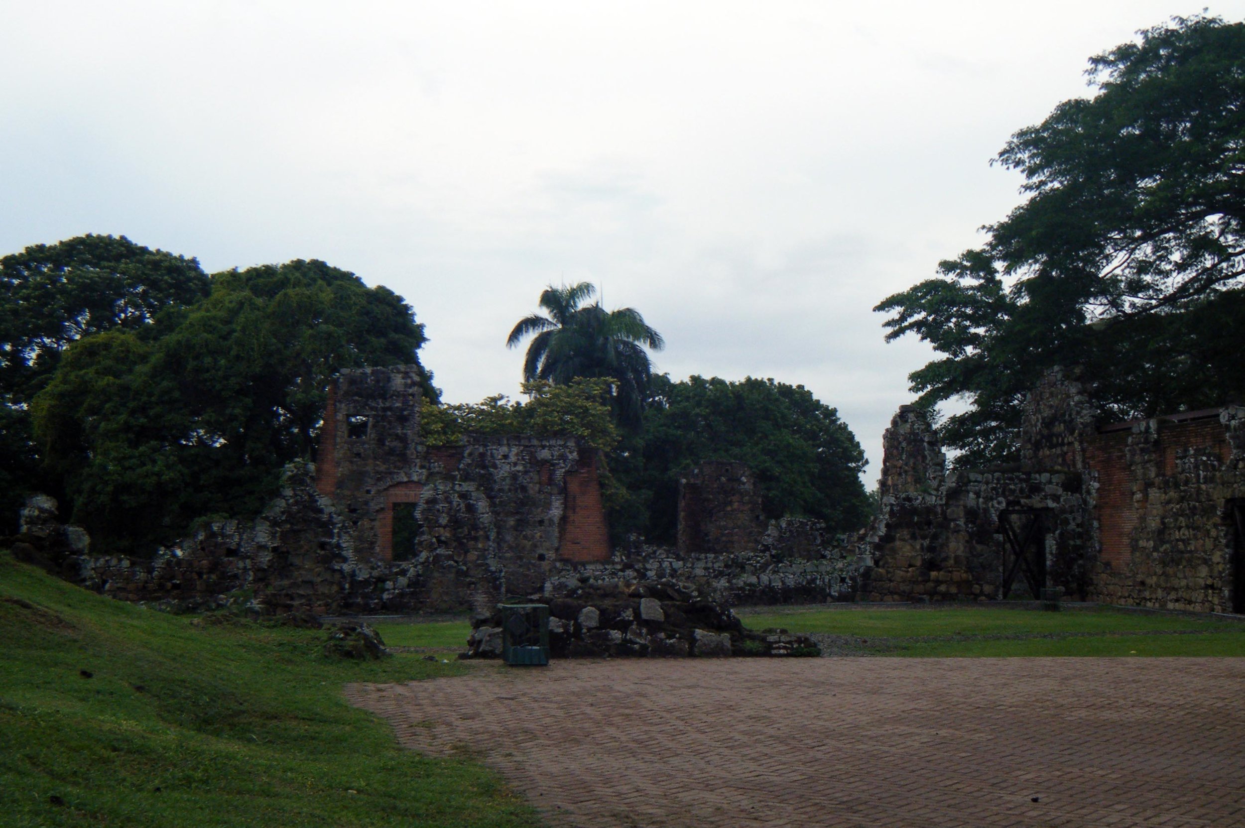ruins of old Panama.jpg