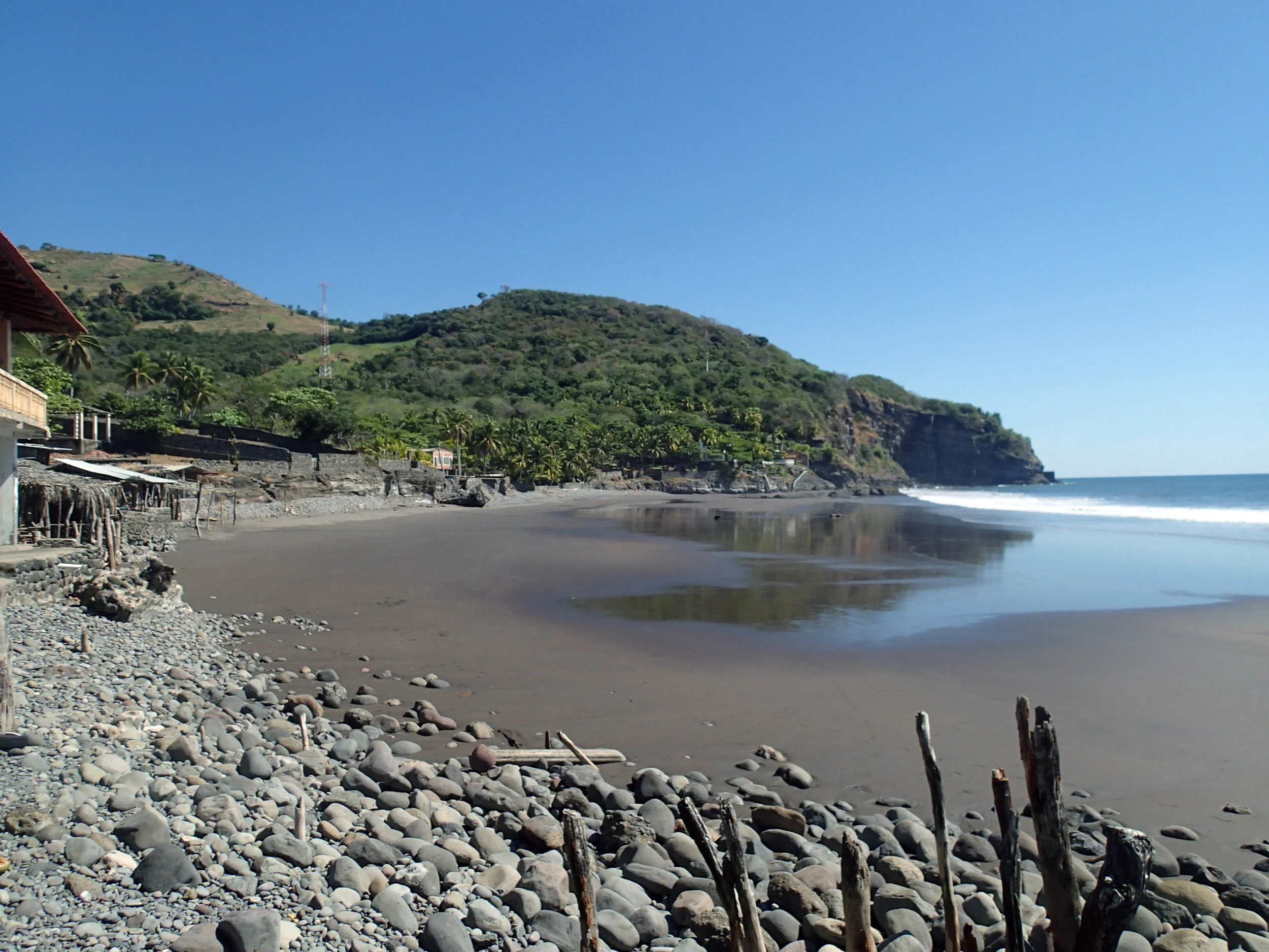 Playa El Zonte.jpg