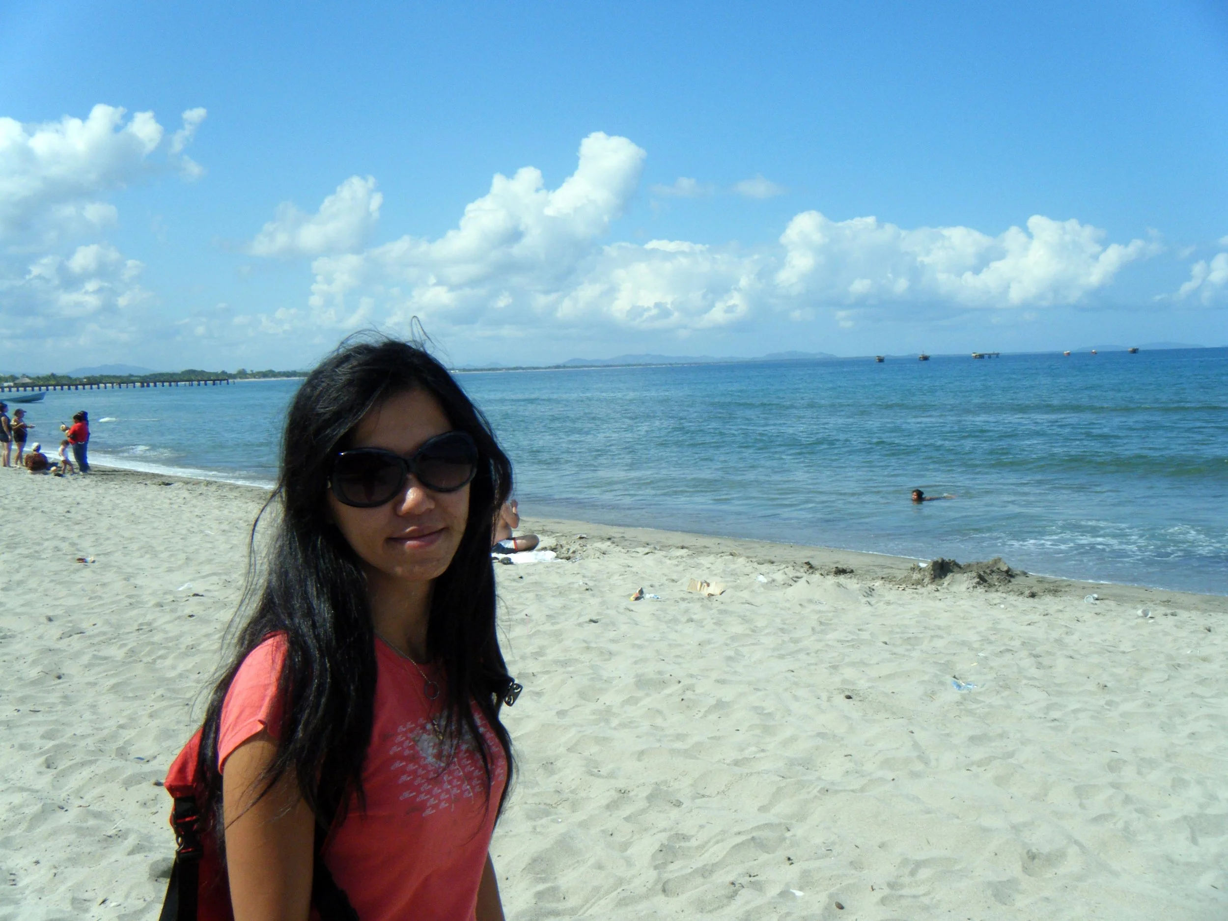 Smiley Sun at Tela.jpg