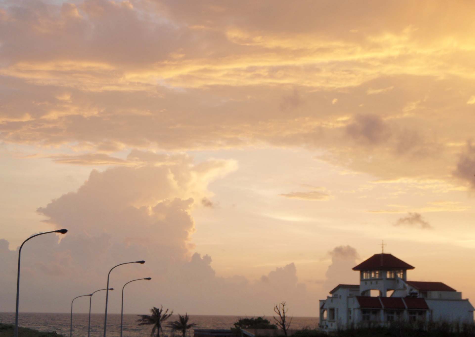 sunset at the aquarium.jpg