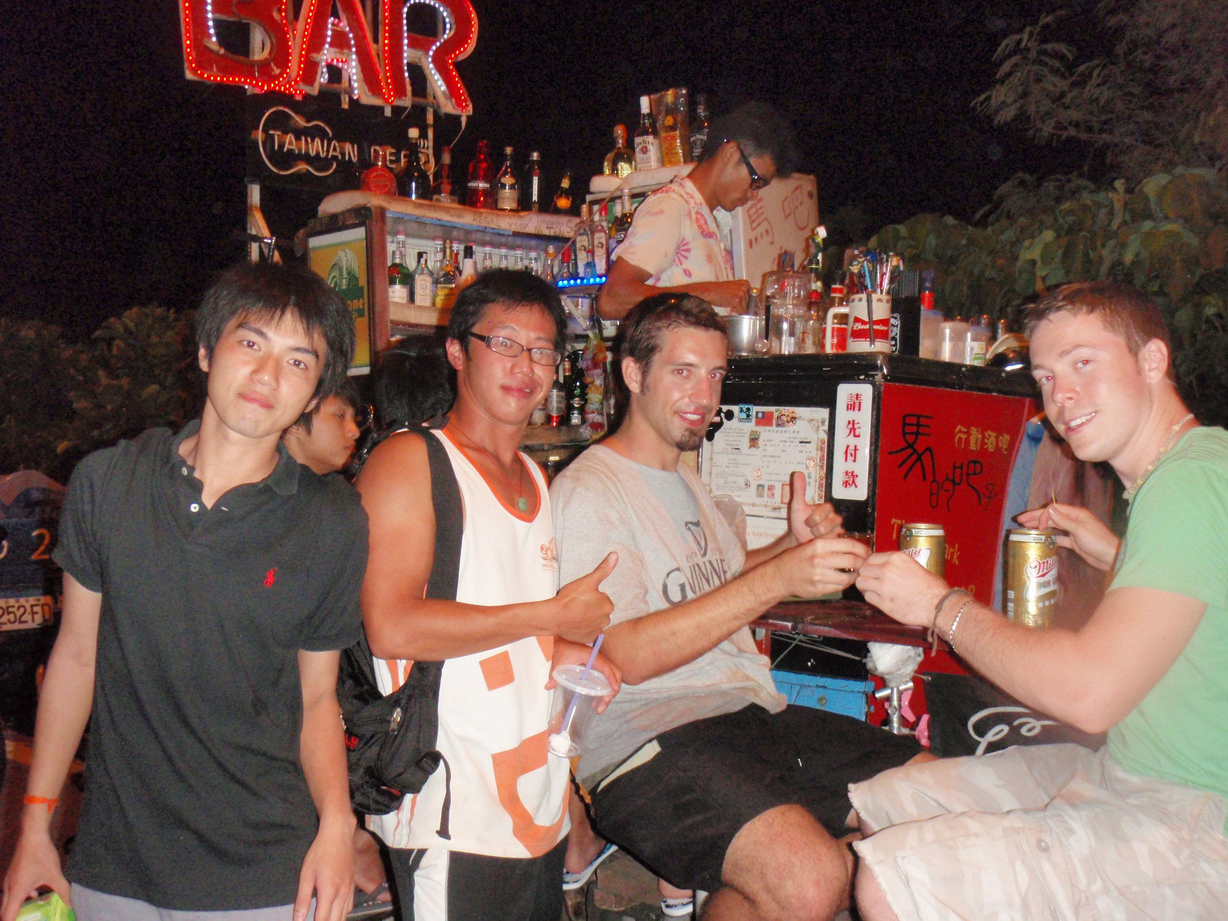 Kenting crew.jpg