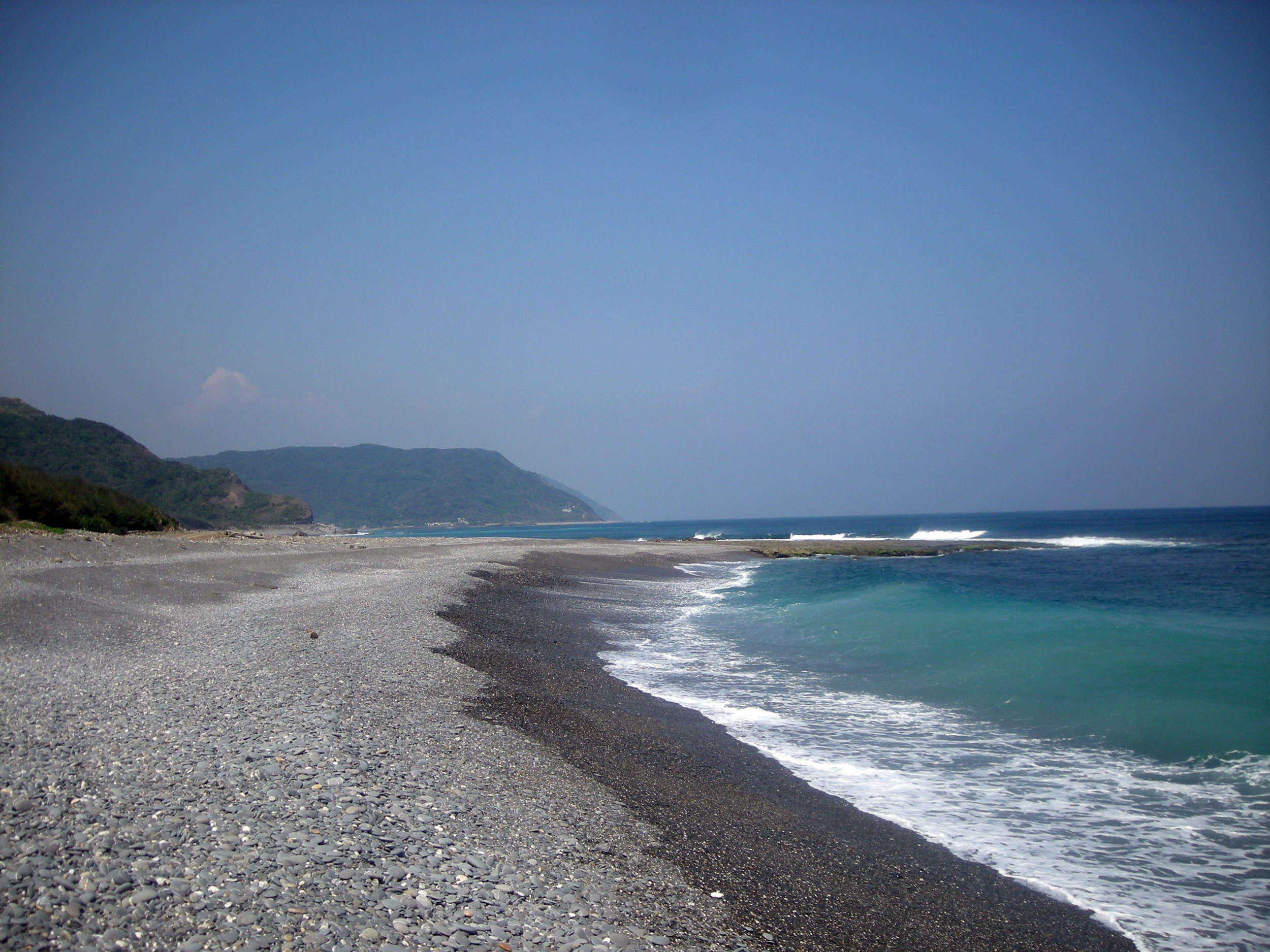 empty shores of southeastern Taiwan.jpg