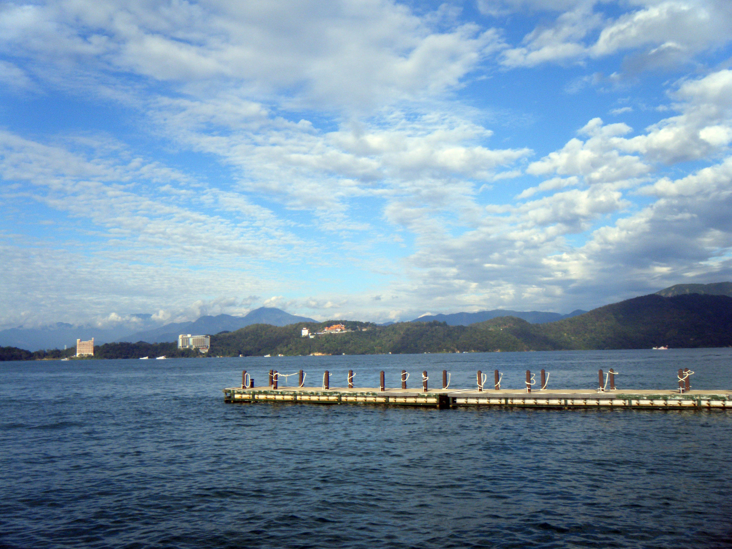 Sun Moon Lake.jpg